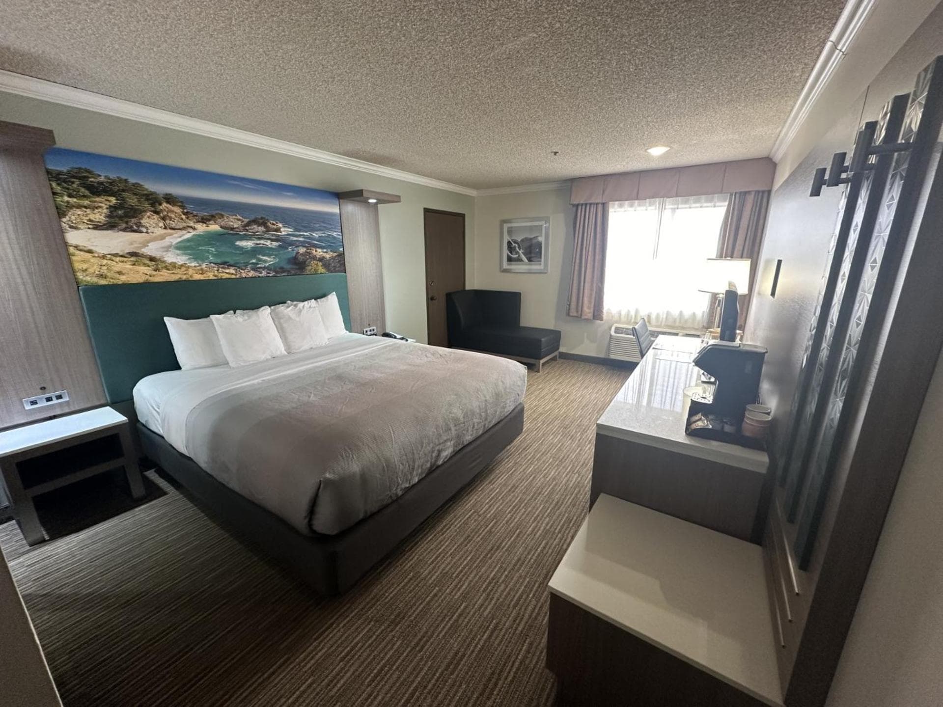 Quality Inn & Suites Los Angeles Airport - Stadium District gallery photo in Inglewood, CA — image 34