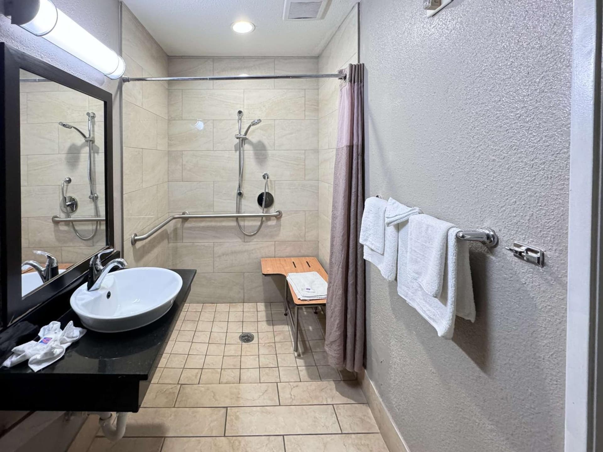 Motel 6 Ontario, CA - Airport gallery photo in Ontario, CA — image 28