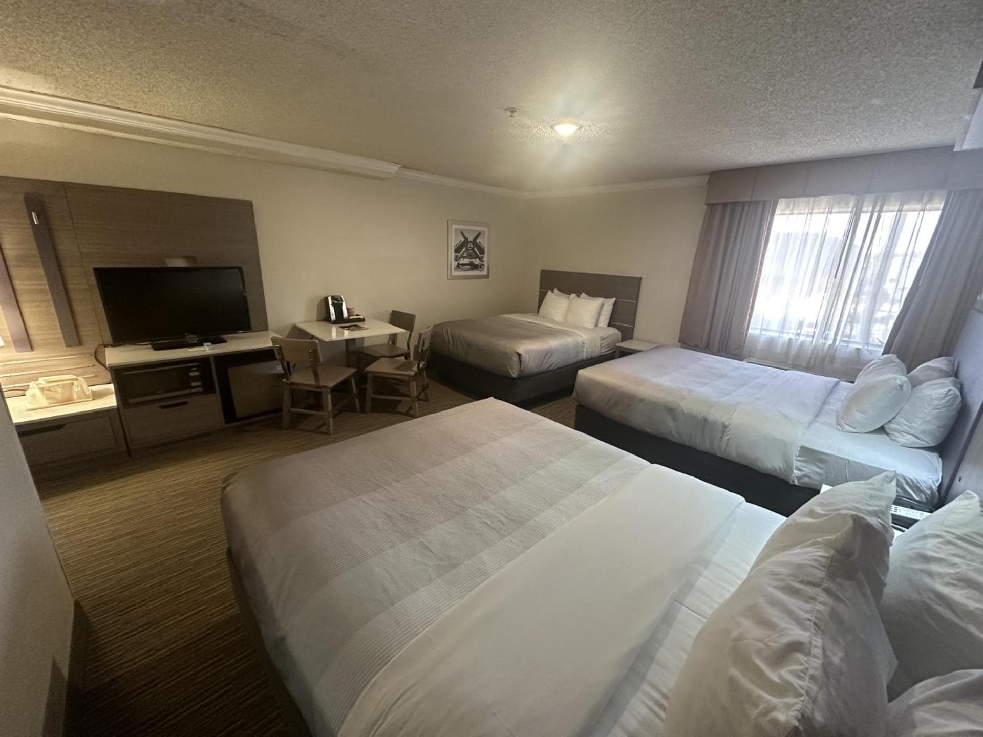 Quality Inn & Suites Los Angeles Airport - Stadium District gallery photo in Inglewood, CA — image 40