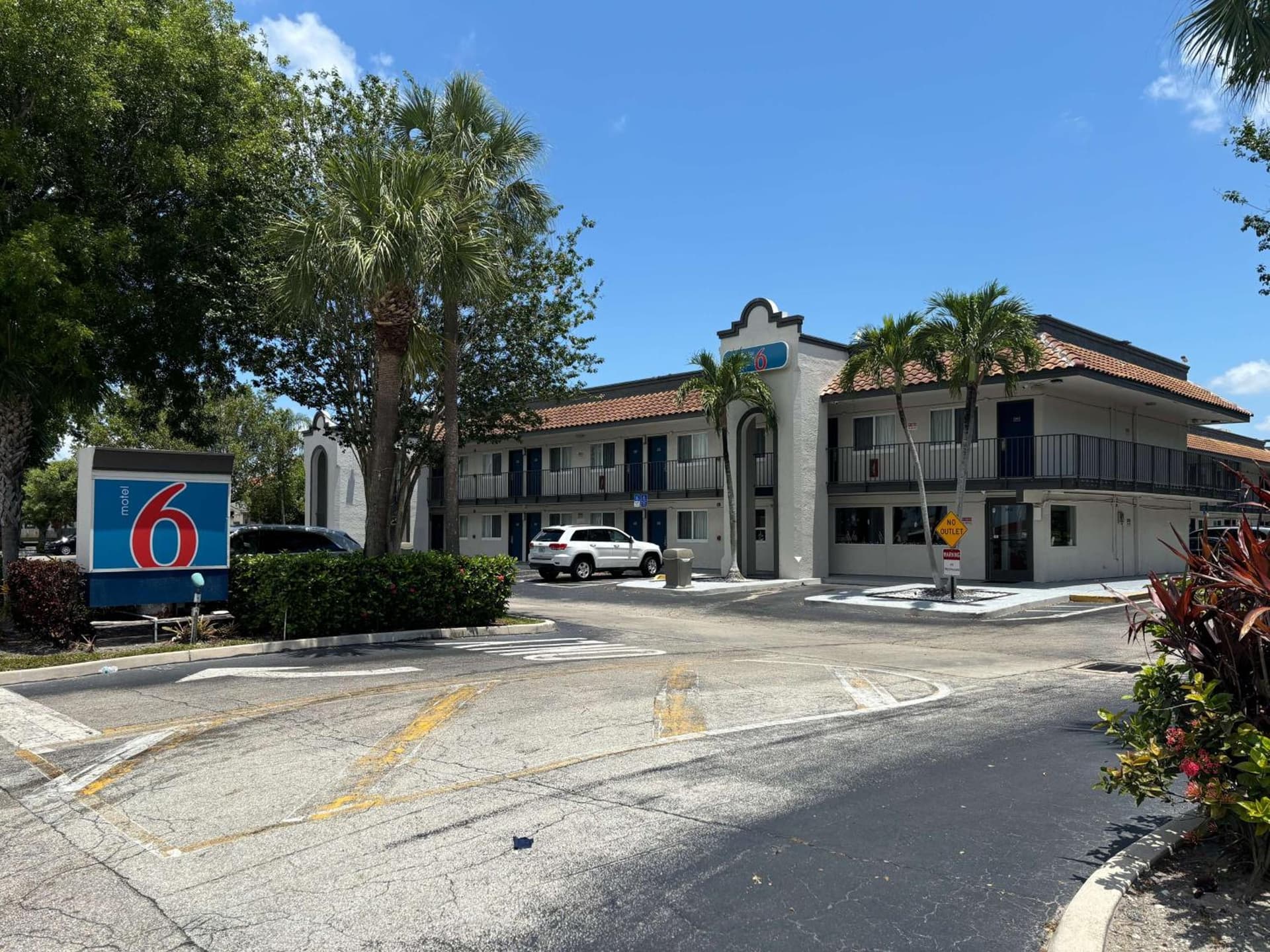 Motel 6 Riviera Beach FL featured exterior or lobby in Riviera Beach, FL — similar hotel