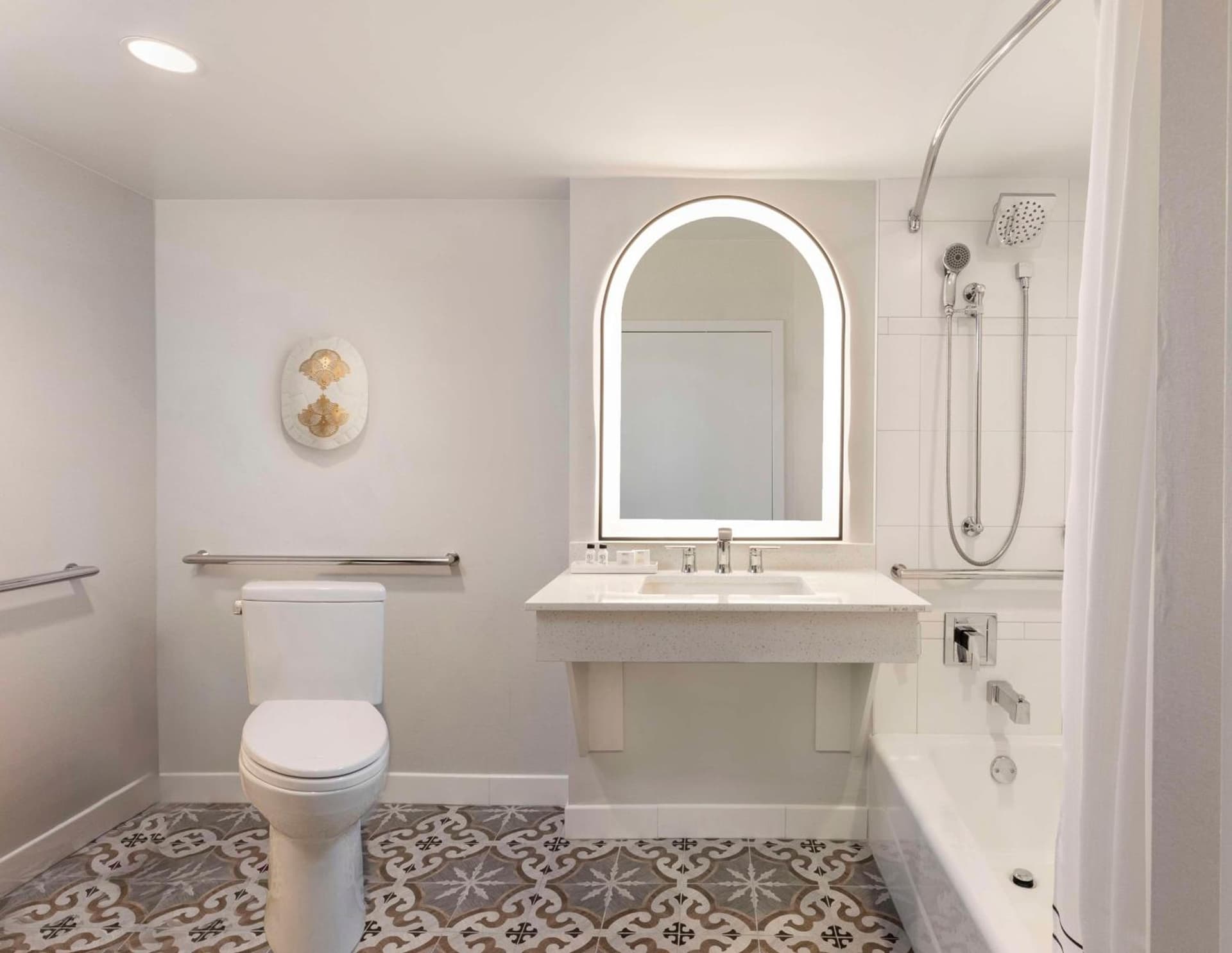 The Singer Oceanfront Resort, Curio Collection by Hilton gallery photo in Riviera Beach, FL — image 14
