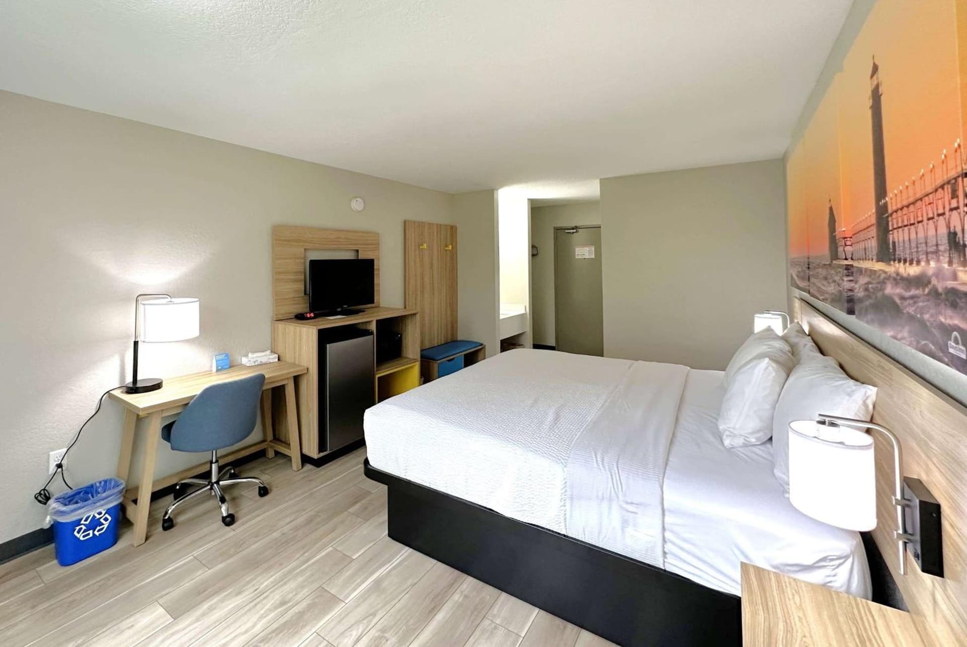 Days Inn by Wyndham Holland gallery photo in Holland, MI — image 12