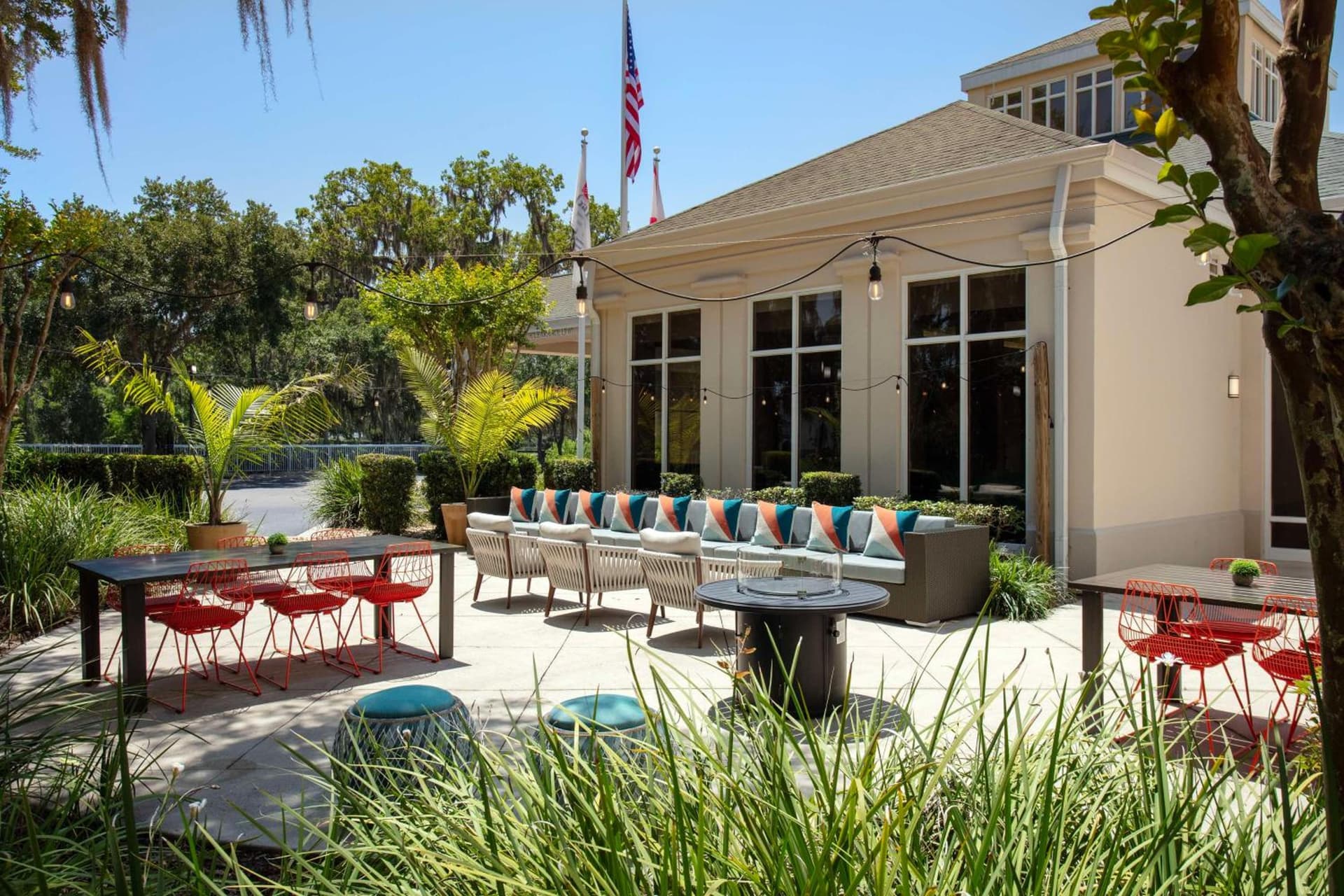 Hilton Garden Inn Gainesville interior in Gainesville, FL — gallery photo 2