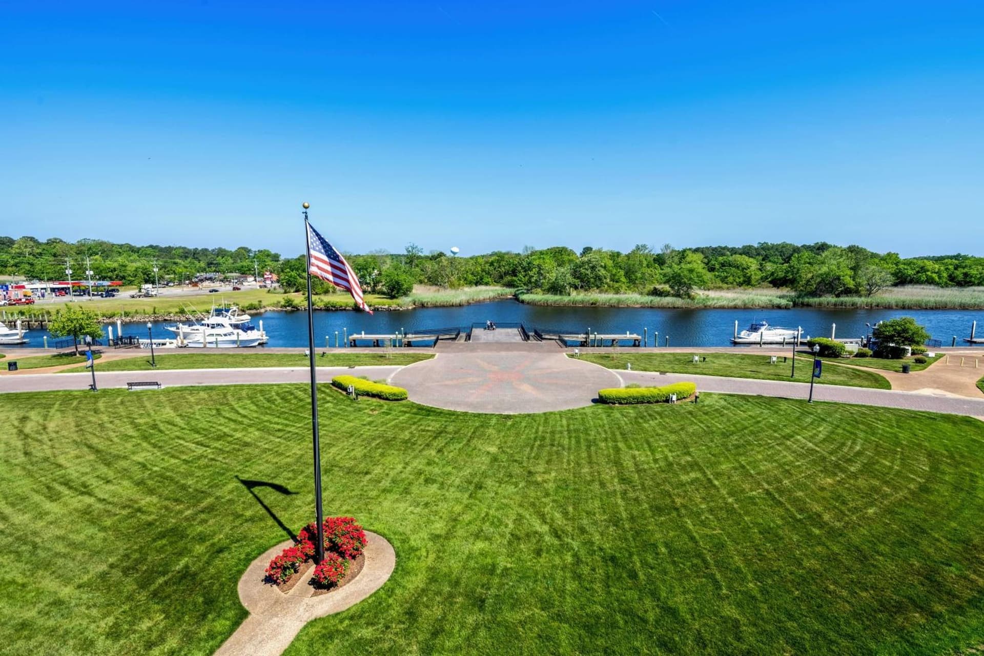Hilton Garden Inn Suffolk Riverfront gallery photo in Suffolk, VA — image 64