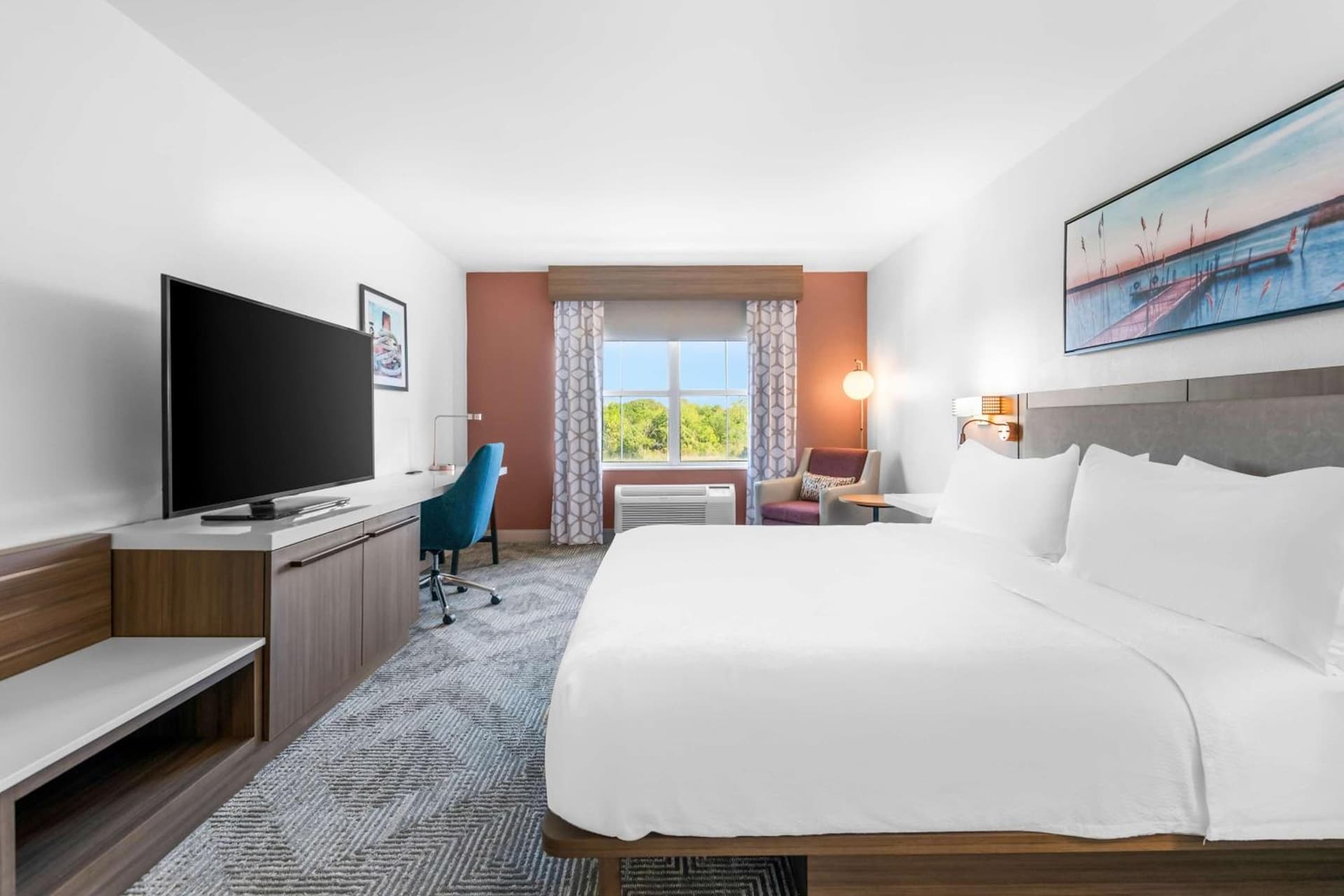 Hilton Garden Inn Suffolk Riverfront gallery photo in Suffolk, VA — image 11