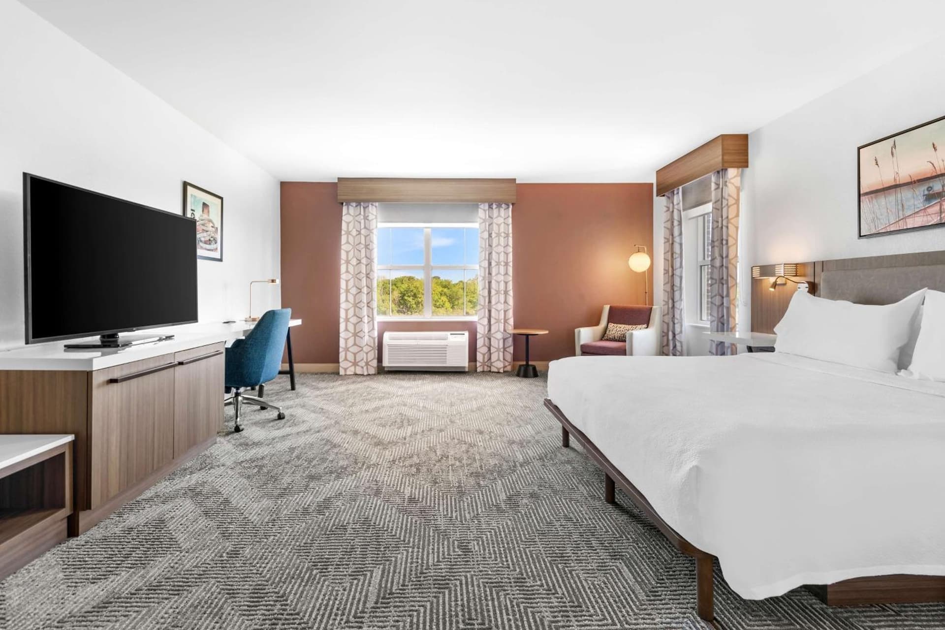 Hilton Garden Inn Suffolk Riverfront gallery photo in Suffolk, VA — image 5