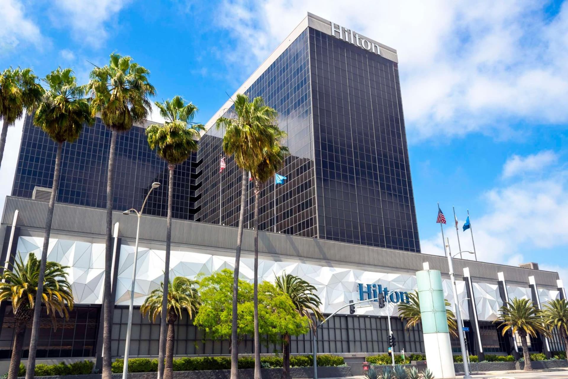 Hilton Los Angeles Airport gallery photo in Los Angeles, CA — image 9