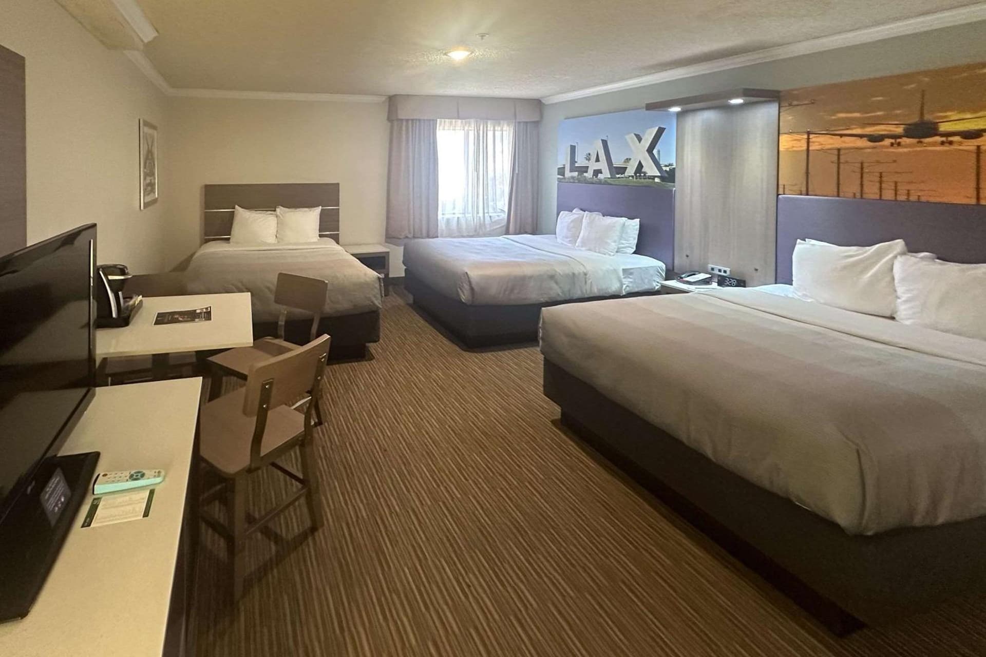 Quality Inn & Suites Los Angeles Airport - Stadium District gallery photo in Inglewood, CA — image 45