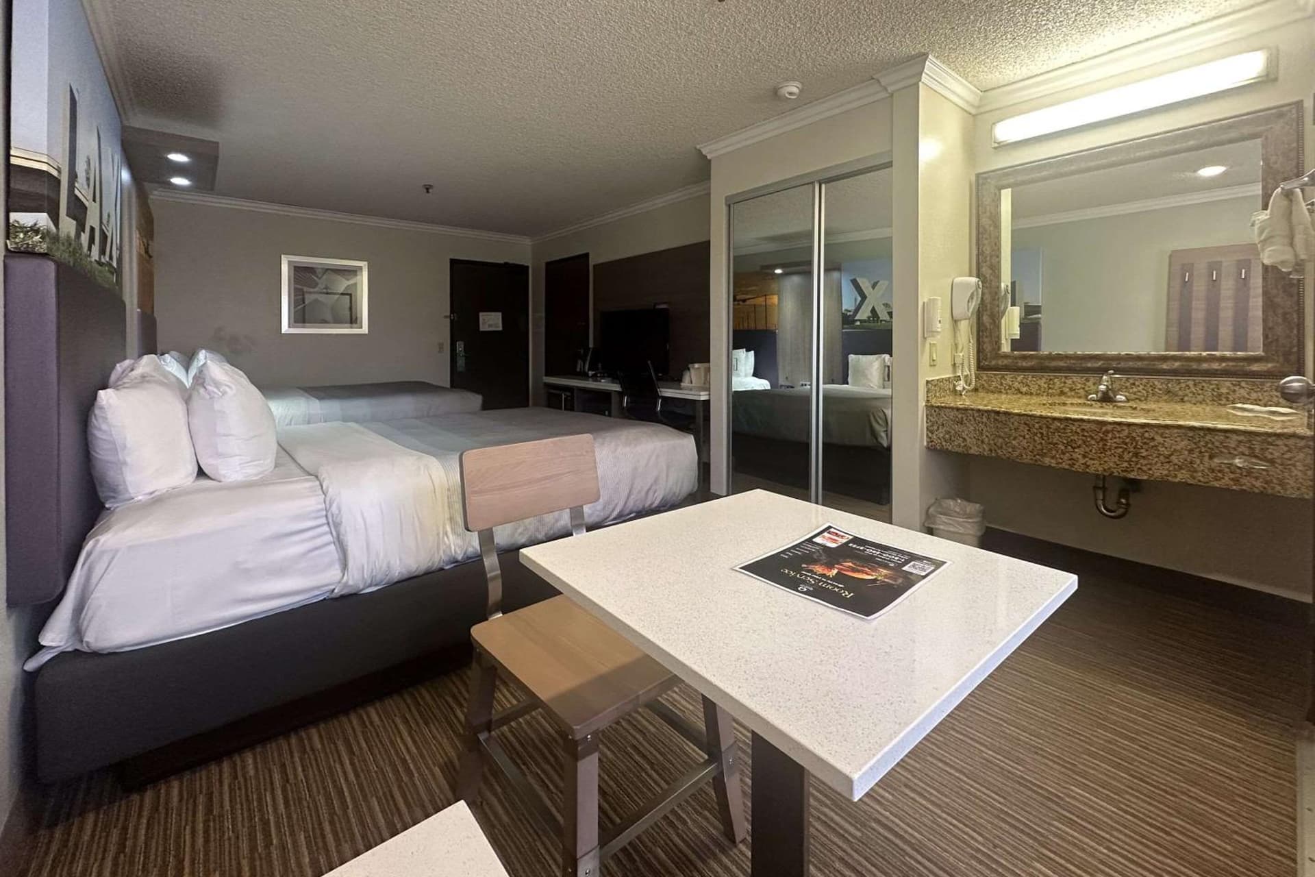 Quality Inn & Suites Los Angeles Airport - Stadium District gallery photo in Inglewood, CA — image 6