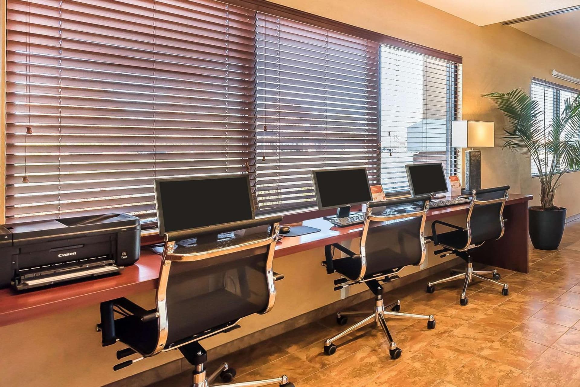 Comfort Suites Longmont gallery photo in Longmont, CO — image 25