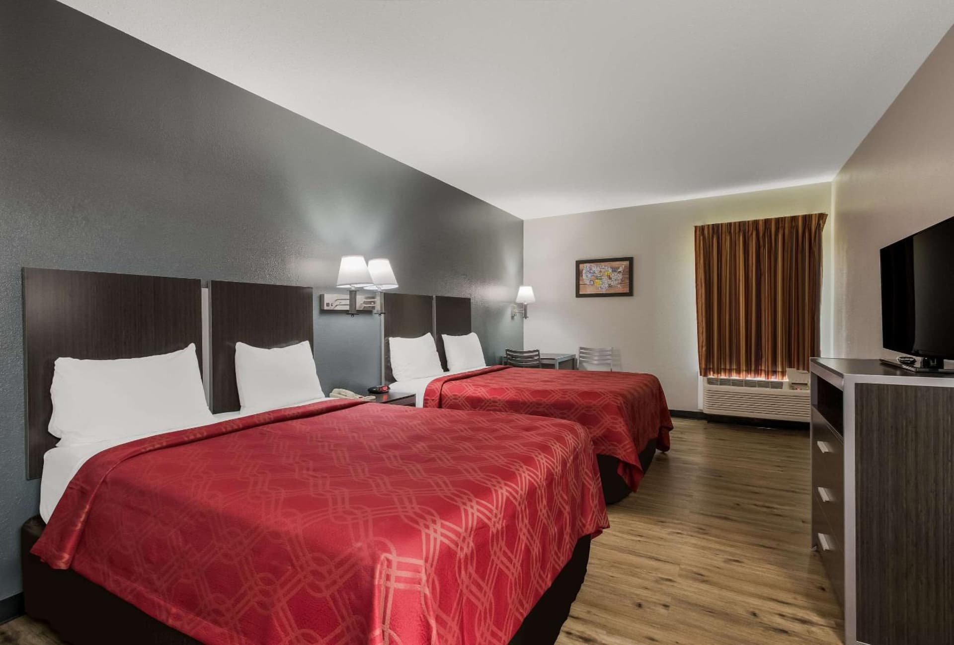 Econo Lodge Inn & Suites Diamondhead gallery photo in Diamondhead, MS — image 15