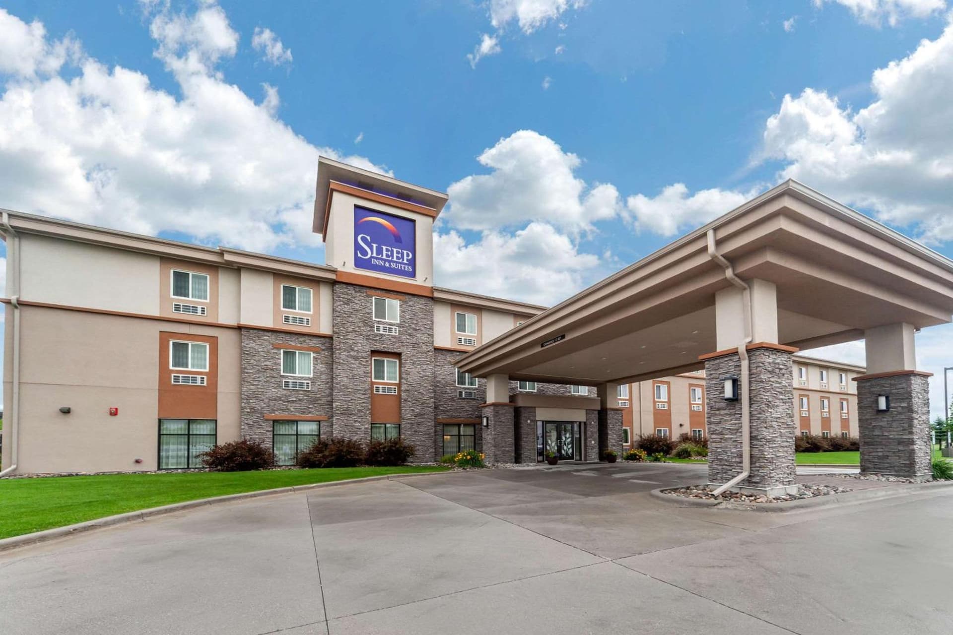 Sleep Inn & Suites Grand Forks Near Alerus Center property views in Grand Forks, ND — gallery photo 3