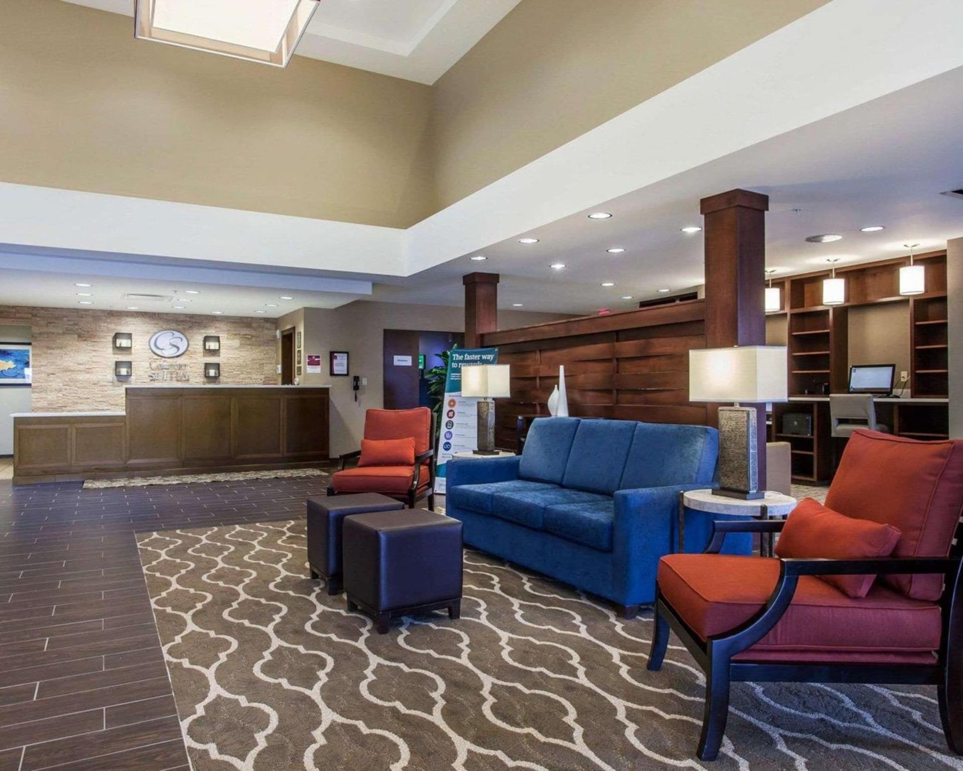 Comfort Suites-Youngstown North interior in Youngstown, OH — gallery photo 2