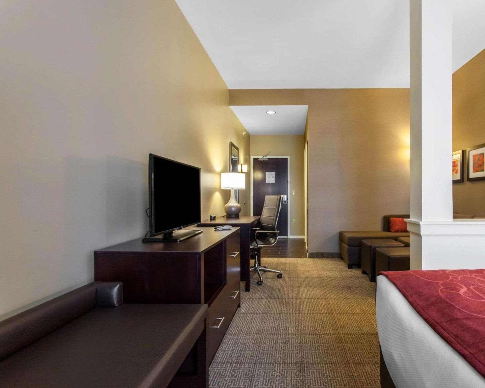 Comfort Suites-Youngstown North gallery photo in Youngstown, OH — image 8