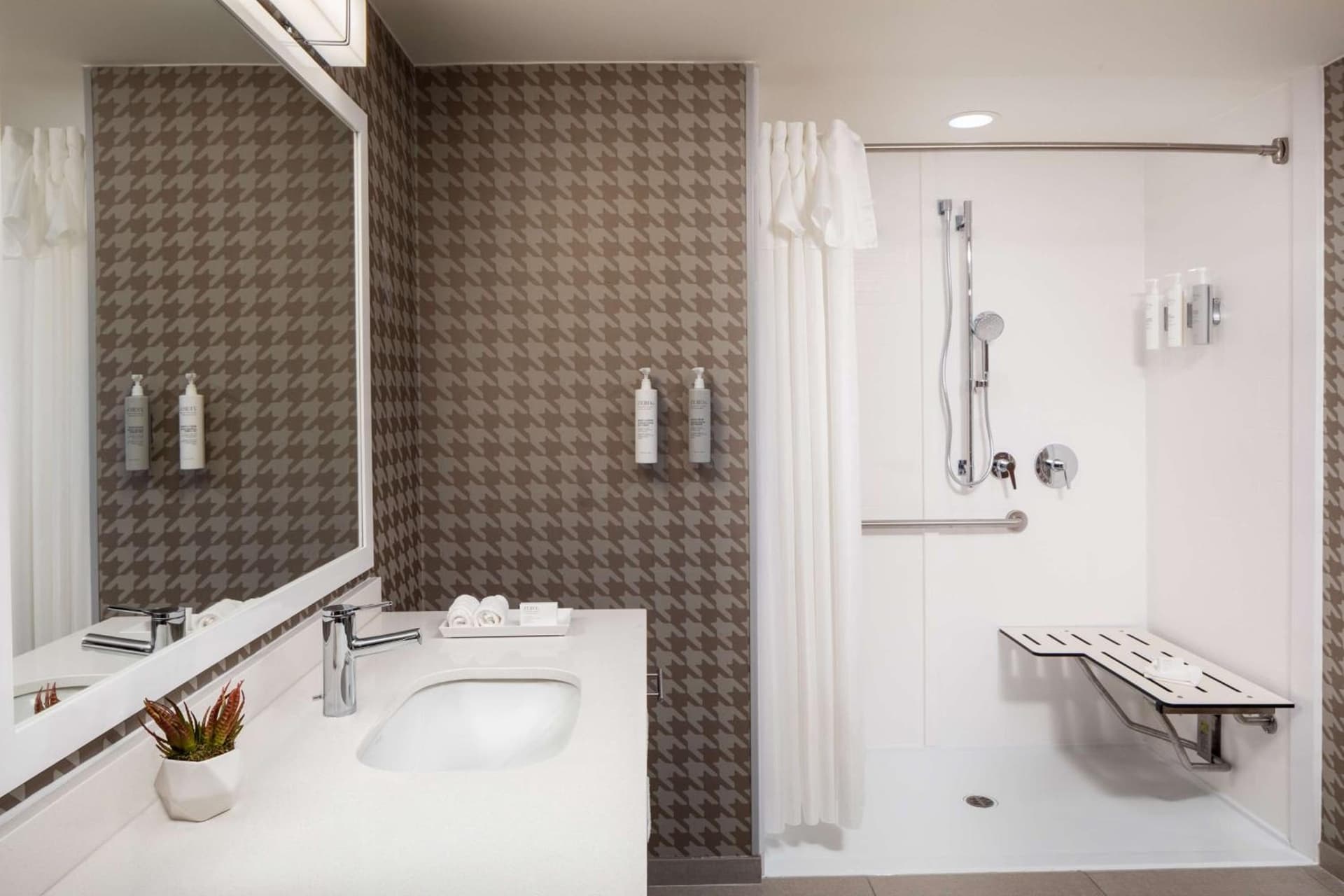 Home2 Suites By Hilton Lake Mary Orlando gallery photo in Lake Mary, FL — image 51