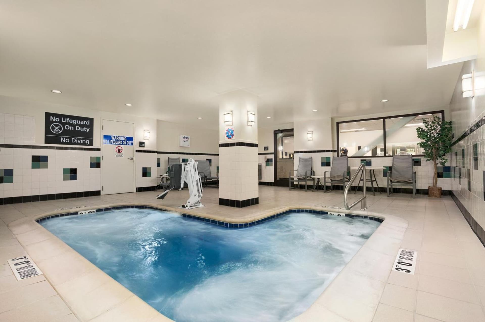 Hampton Inn and Suites Ogden gallery photo in Ogden, UT — image 8