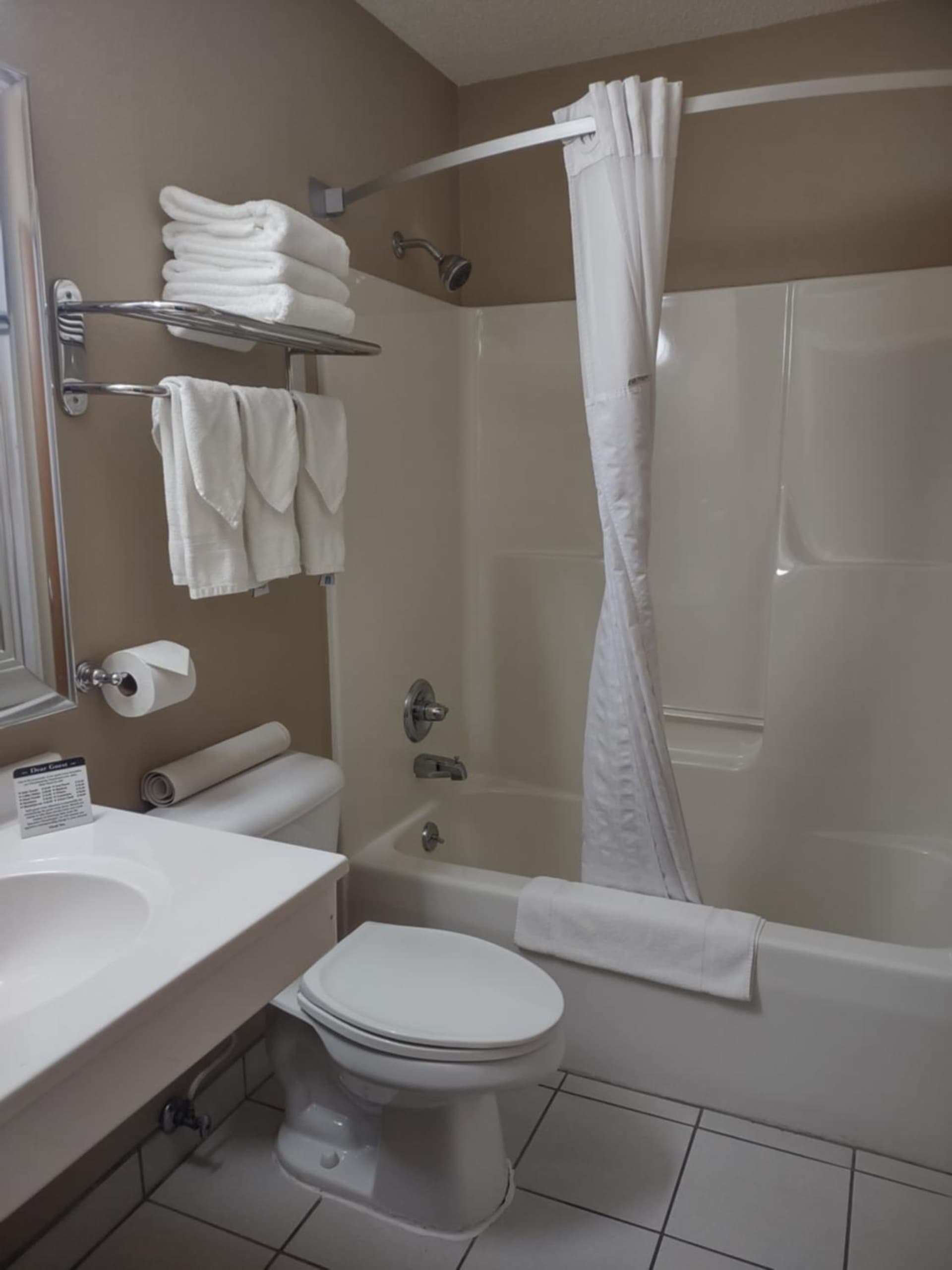 Super 8 by Wyndham Adrian interior in Adrian, MI — gallery photo 2