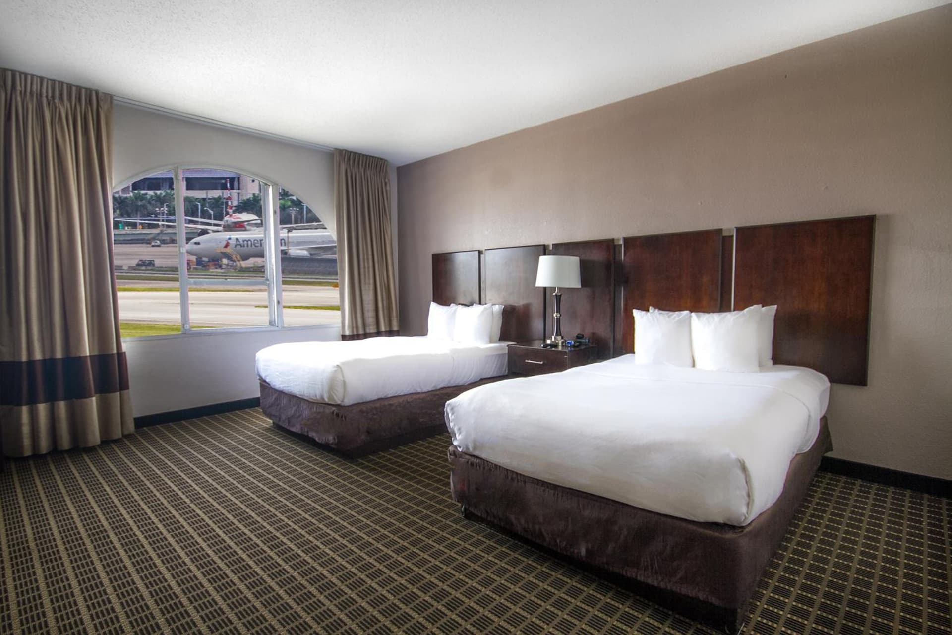 Clarion Inn & Suites Miami International Airport gallery photo in Miami, FL — image 15