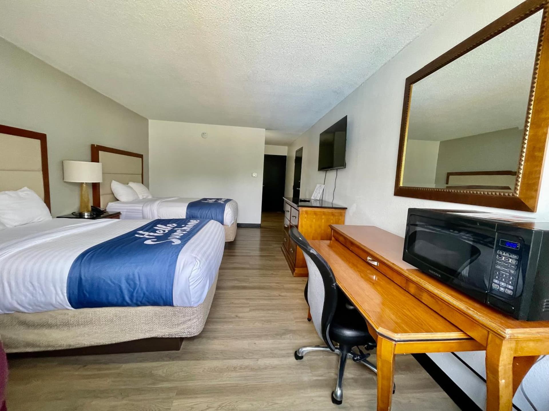 Days Inn by Wyndham Erie gallery photo in Erie, PA — image 40
