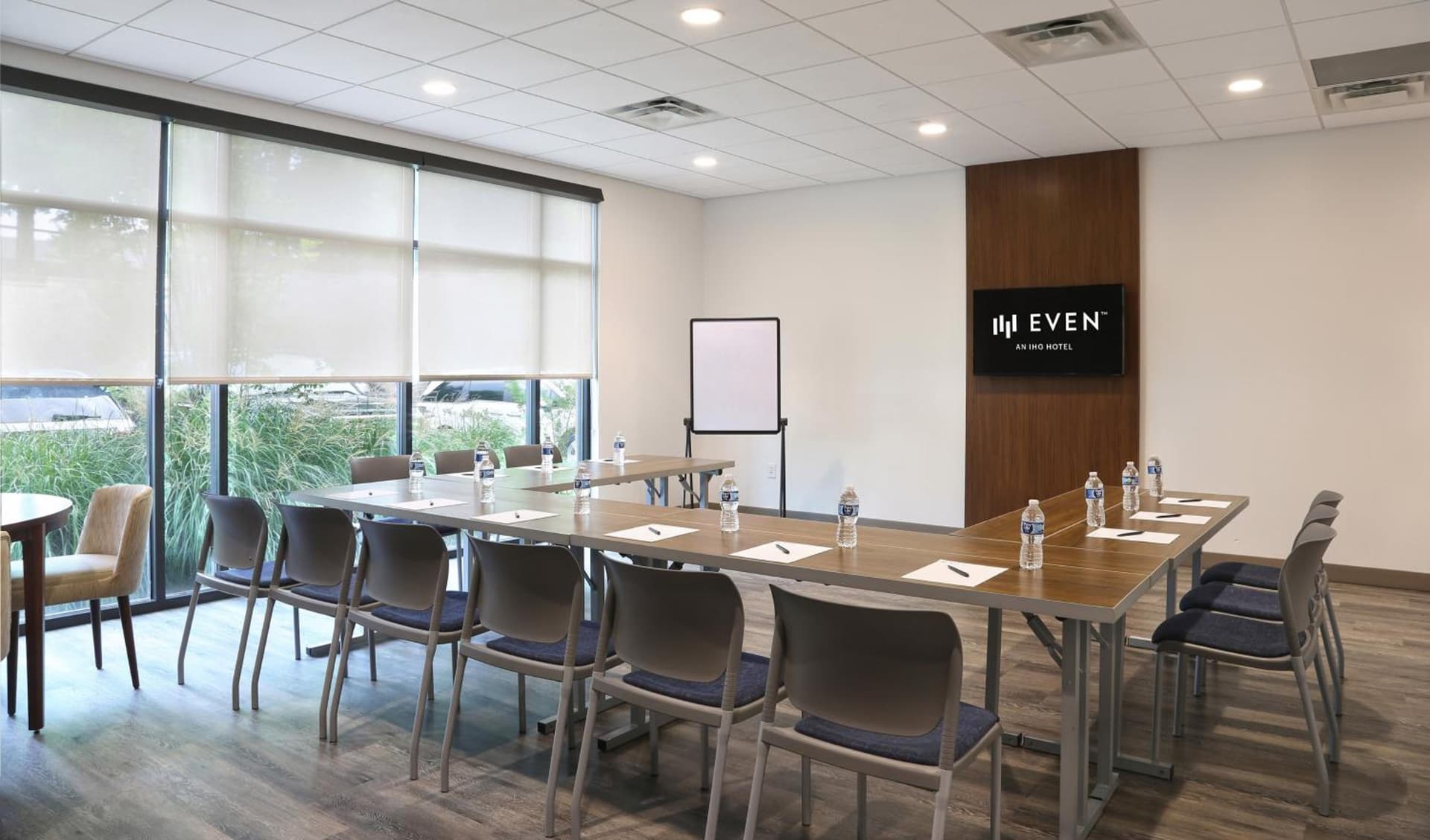 EVEN Hotel Alpharetta - Avalon Area by IHG gallery photo in Alpharetta, GA — image 7