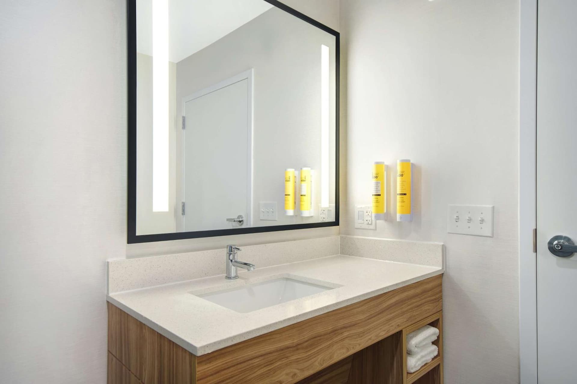 Tru By Hilton Wake Forest Raleigh North gallery photo in Wake Forest, NC — image 39