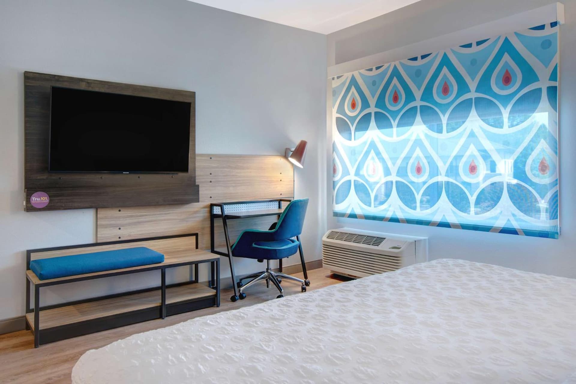 Tru By Hilton Wake Forest Raleigh North gallery photo in Wake Forest, NC — image 4