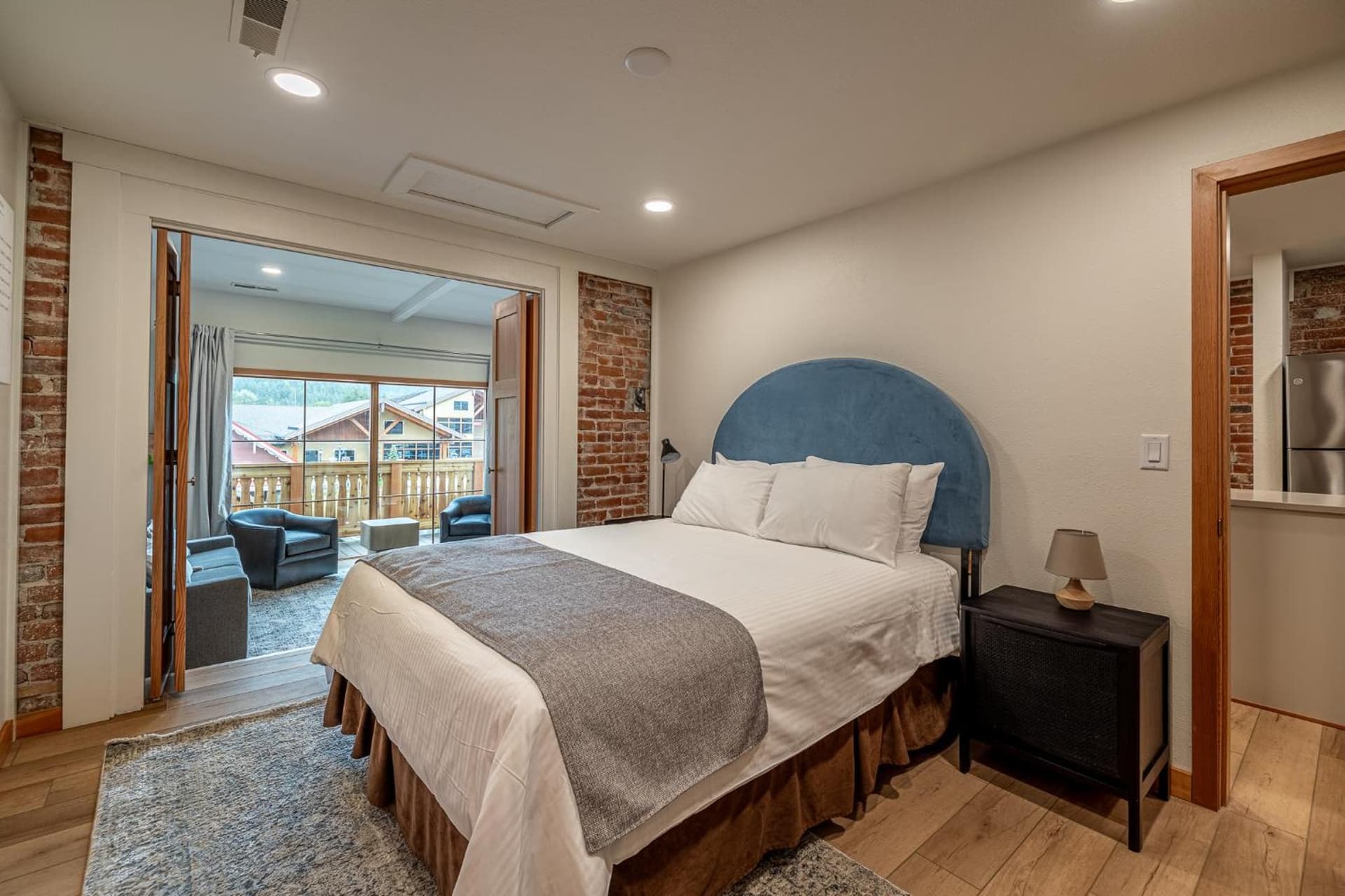 Bavarian Lodge Suites interior in Leavenworth, WA — gallery photo 2