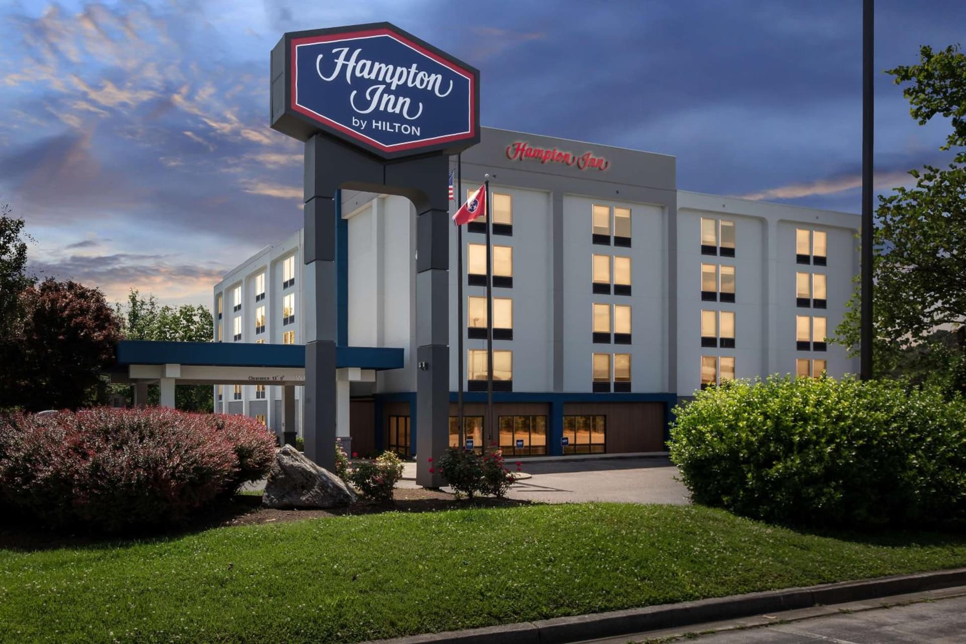 Hampton Inn Knoxville-Airport property views in Alcoa, TN — gallery photo 3