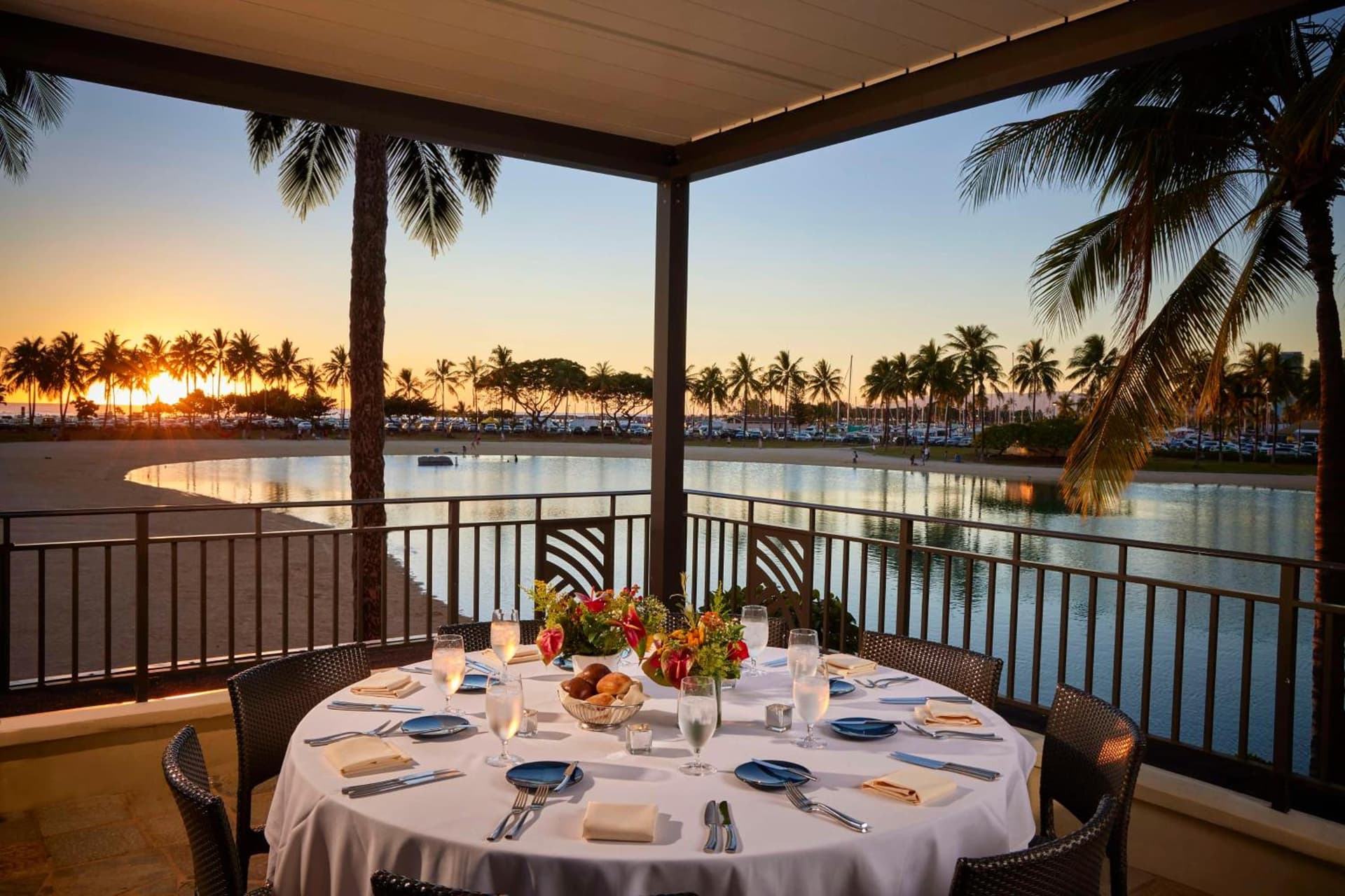 Hilton Hawaiian Village Waikiki Beach Resort gallery photo in Honolulu, HI — image 32