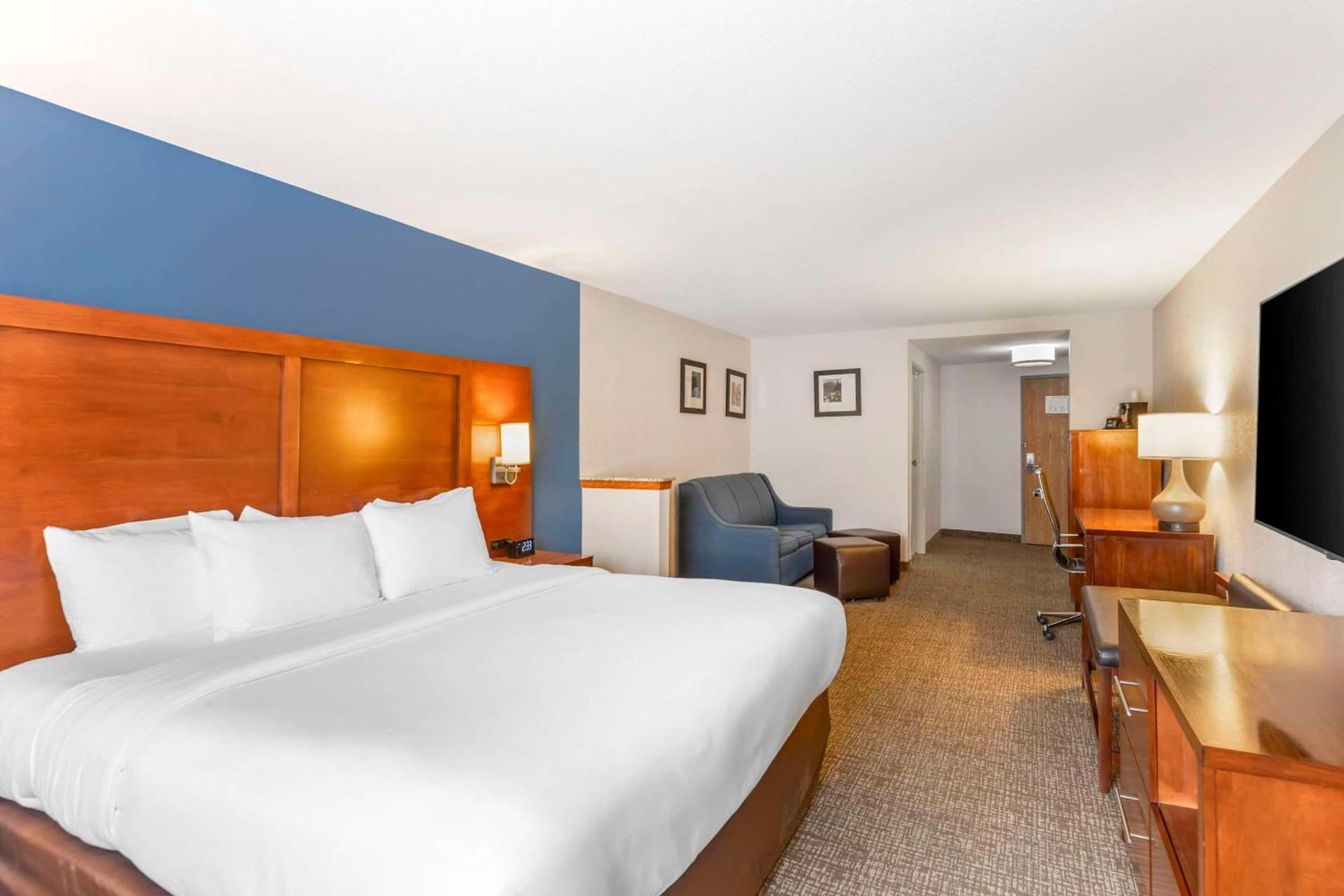 Comfort Suites Longmont gallery photo in Longmont, CO — image 43