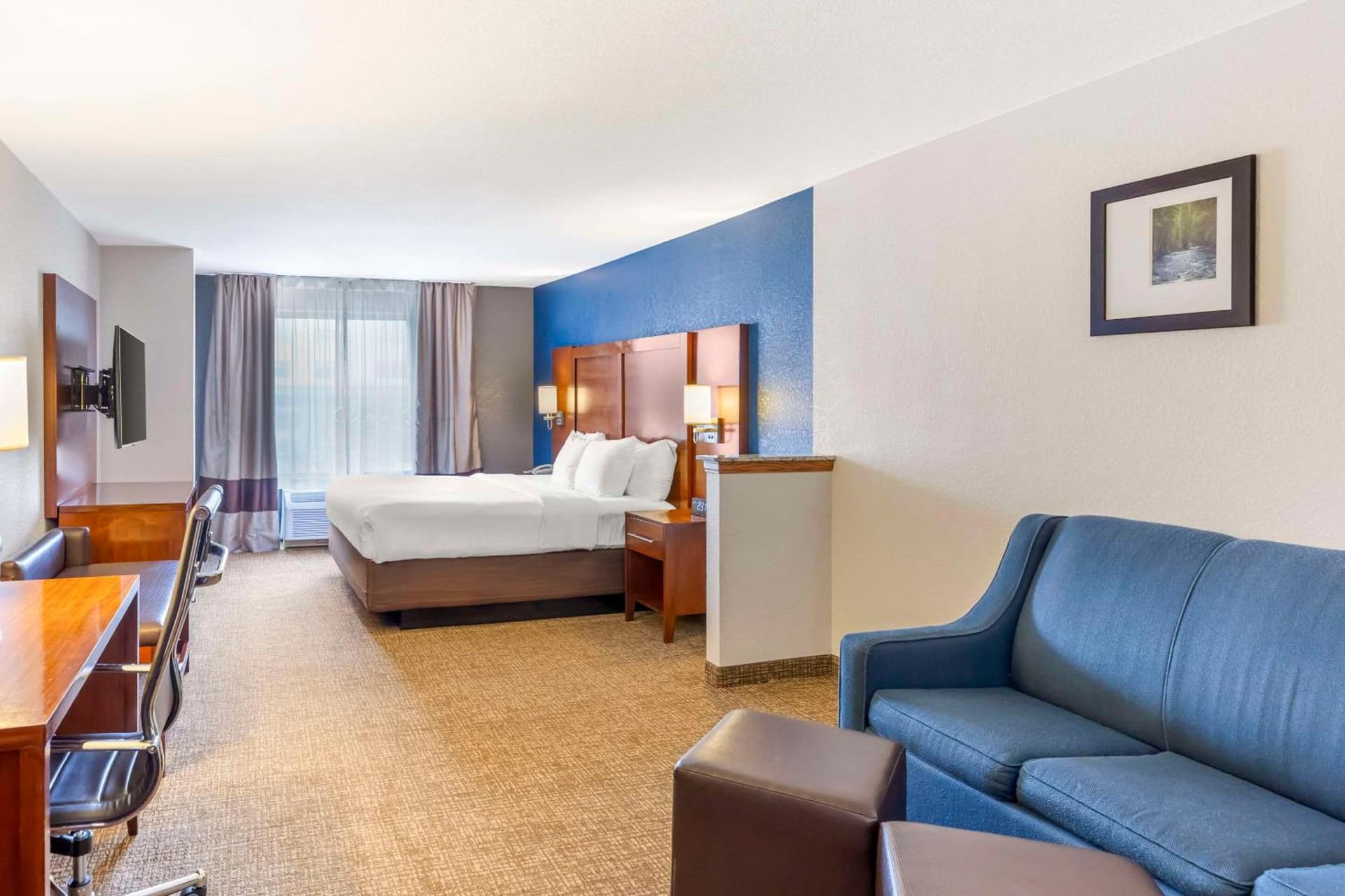 Comfort Suites Longmont gallery photo in Longmont, CO — image 27