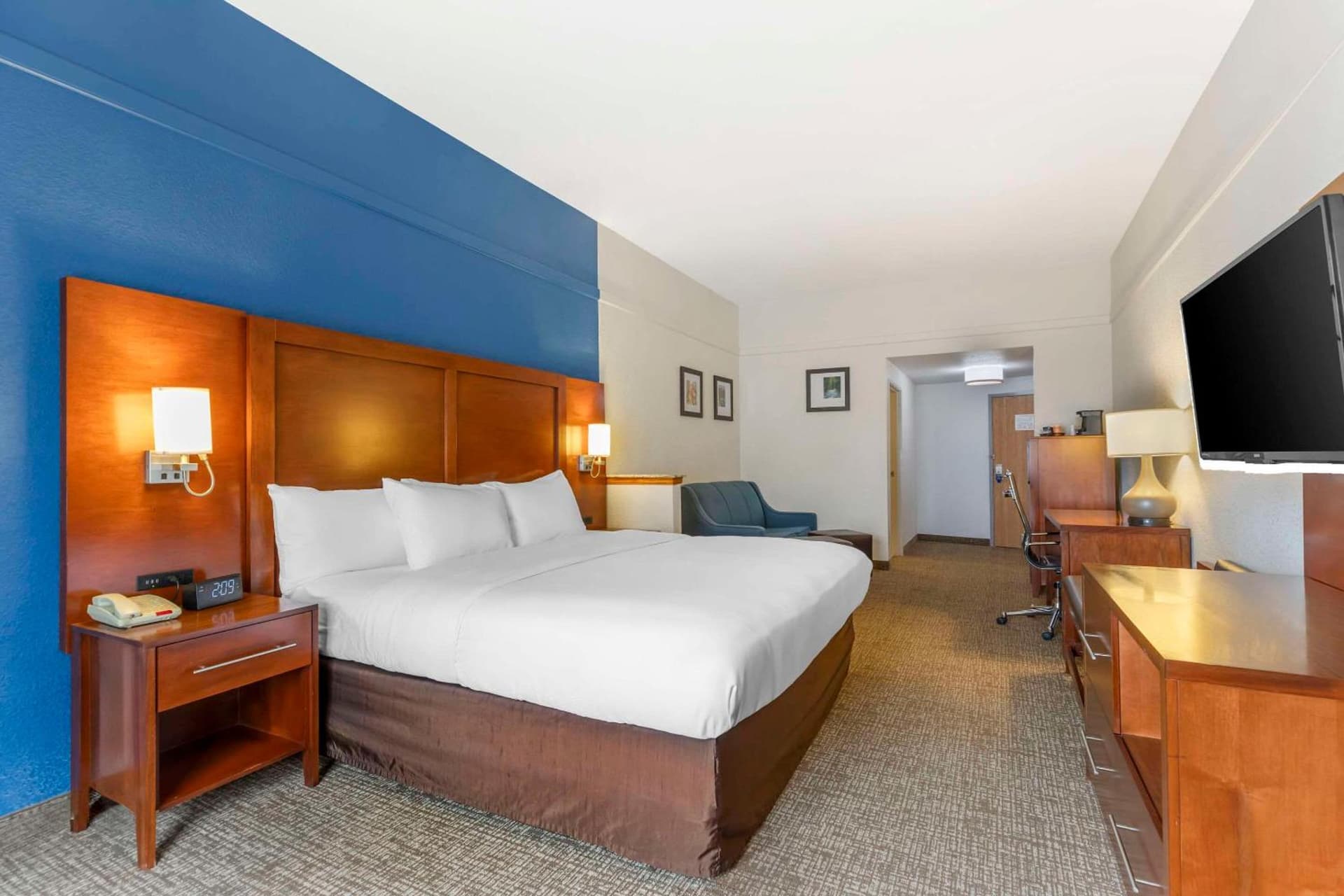 Comfort Suites Longmont gallery photo in Longmont, CO — image 8
