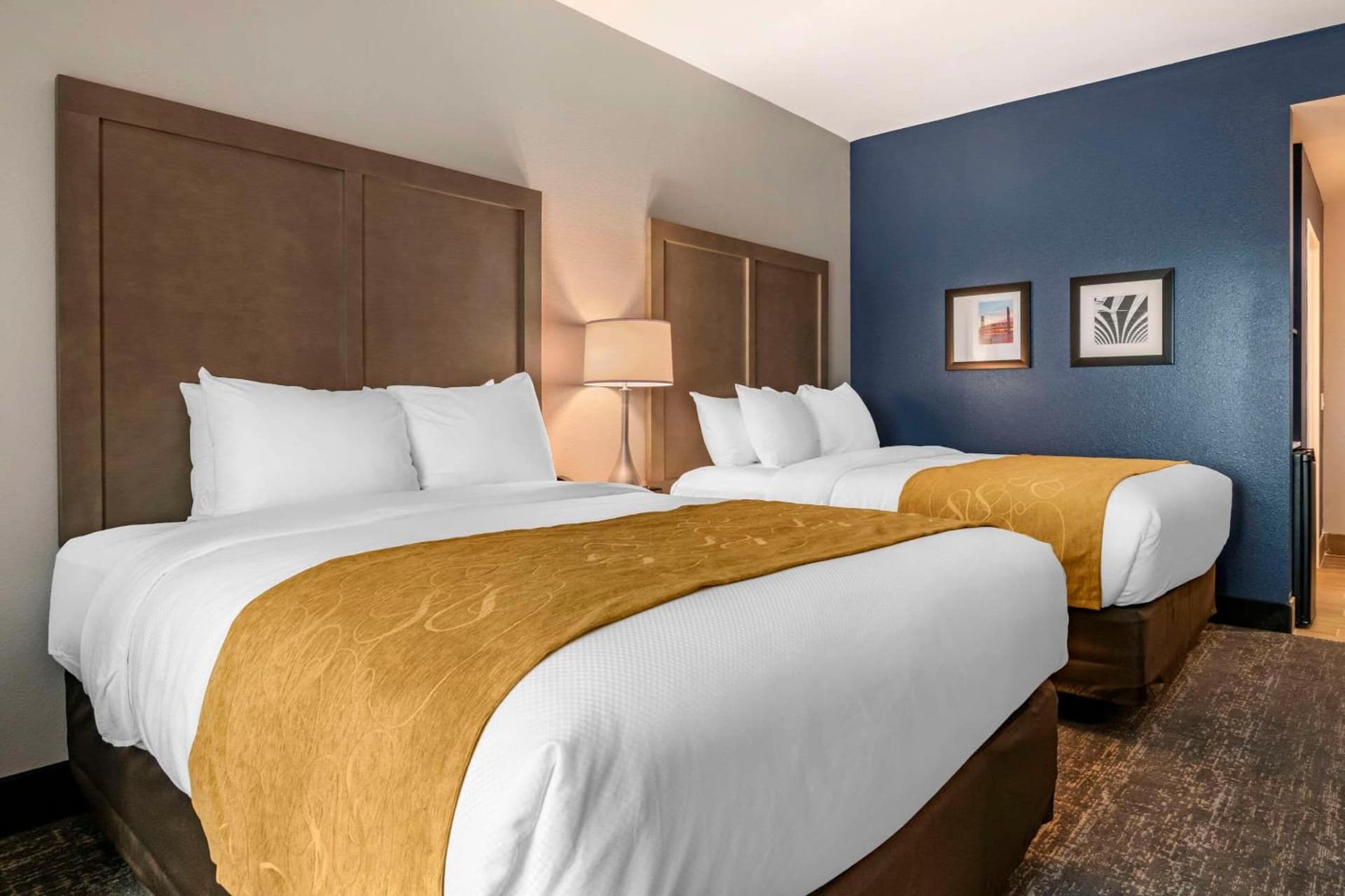 Comfort Inn & Suites Jacksonville - Orange Park Near Naval Air Station gallery photo in Jacksonville, FL — image 7
