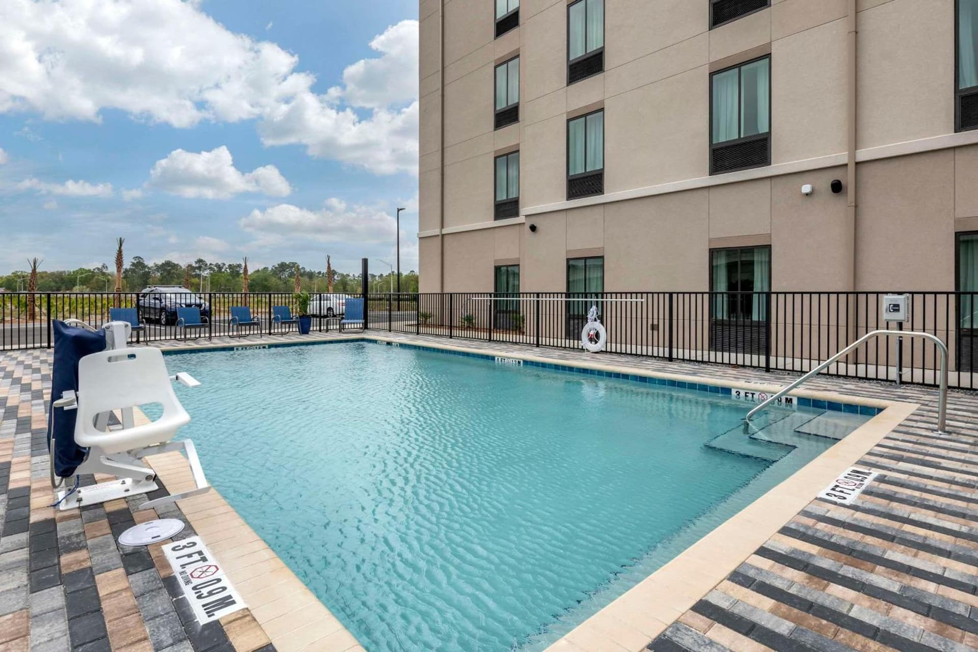 Comfort Inn & Suites Jacksonville - Orange Park Near Naval Air Station gallery photo in Jacksonville, FL — image 33