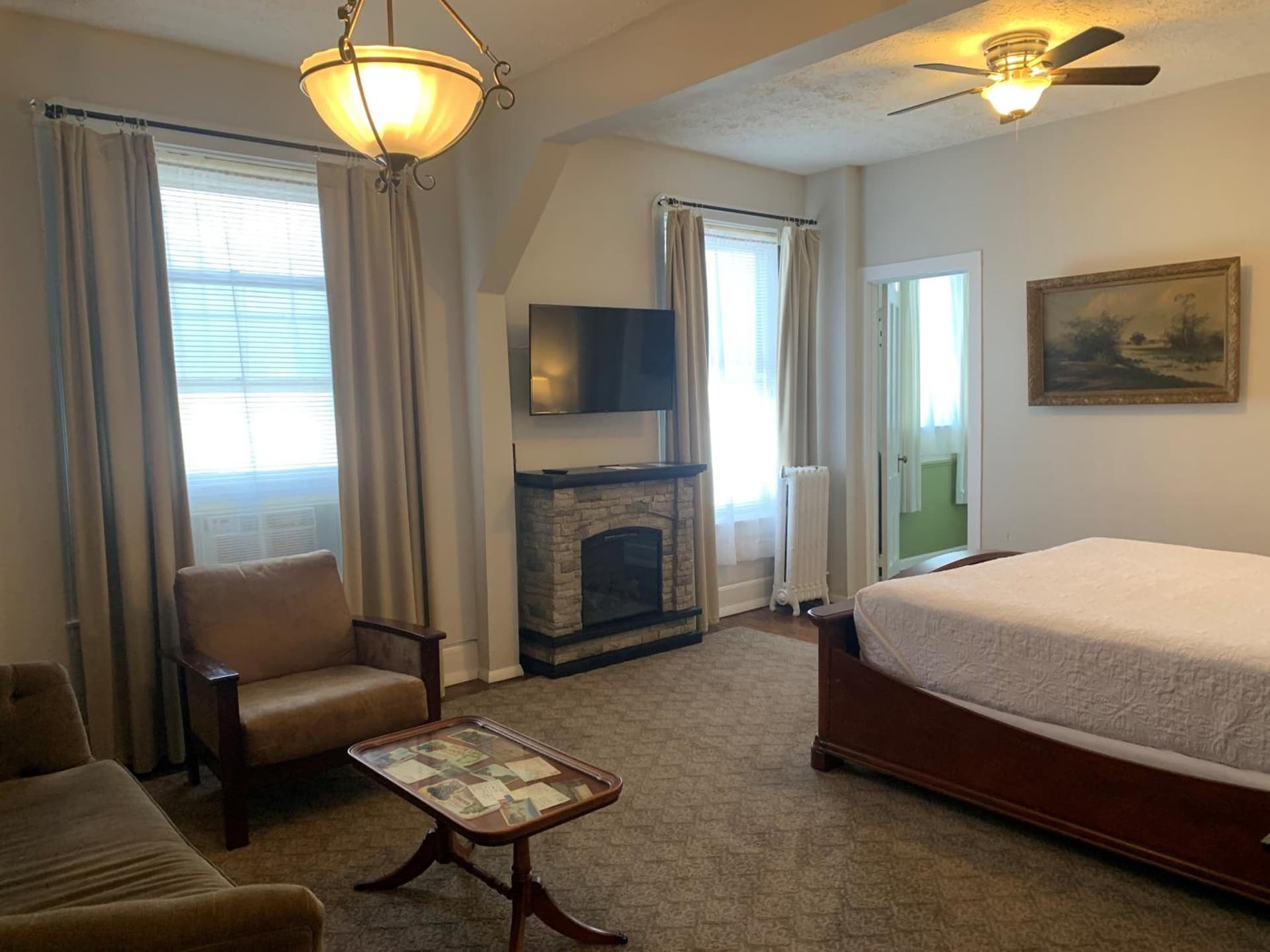 Naples Hotel property views in Naples — gallery photo 3