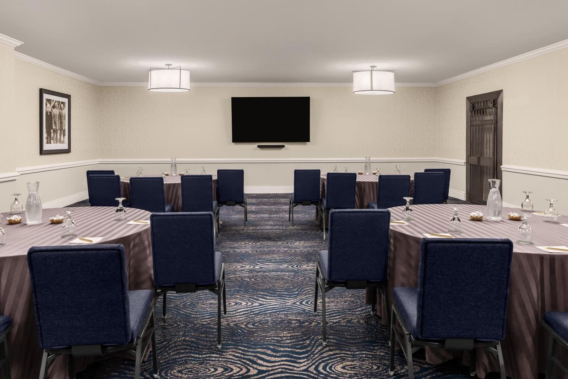 Courtyard by Marriott San Diego Downtown gallery photo in San Diego, CA — image 42