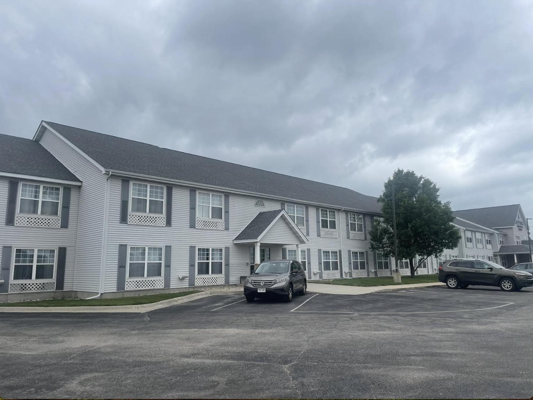 HARMONY INN & SUITES featured exterior or lobby in Fort Dodge, IA — similar hotel