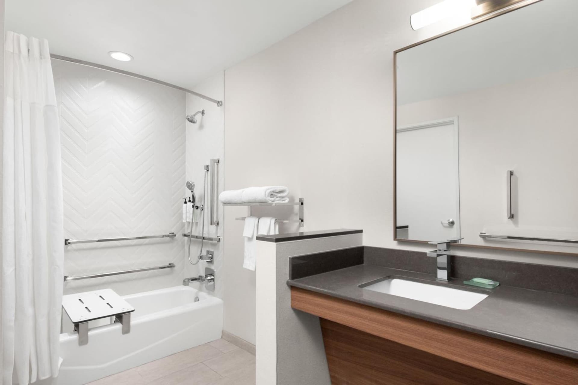 Fairfield by Marriott Inn & Suites Victorville gallery photo in Victorville, CA — image 6