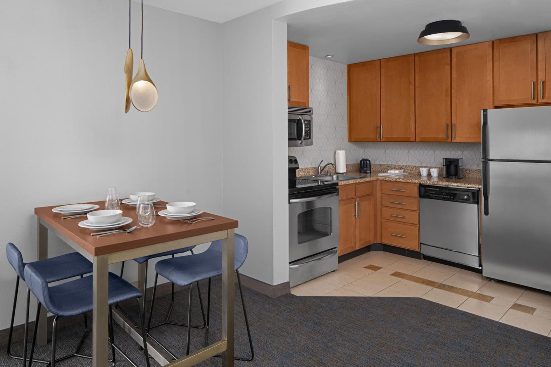 Residence Inn Los Angeles Burbank/Downtown gallery photo in Burbank, CA — image 4