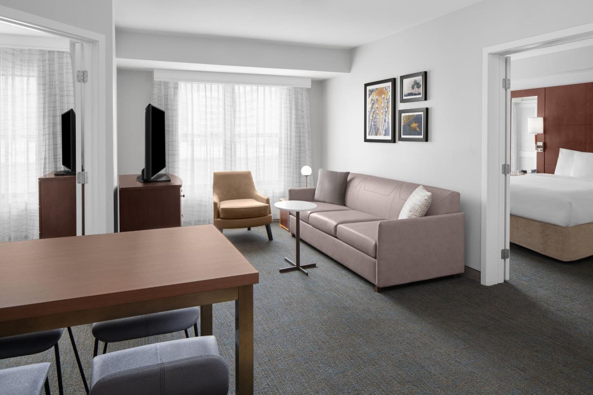 Residence Inn Los Angeles Burbank/Downtown gallery photo in Burbank, CA — image 14