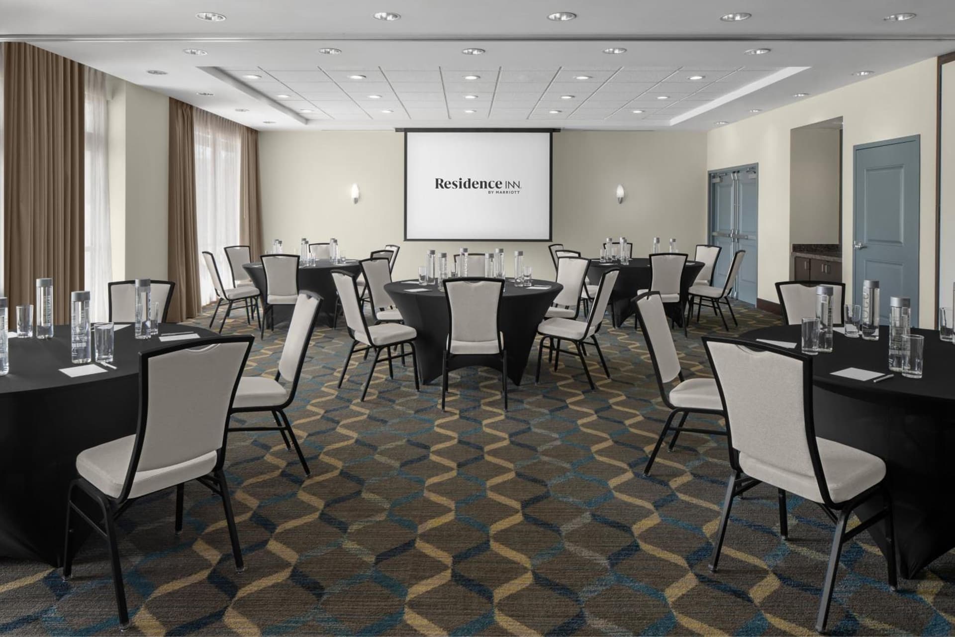 Residence Inn Los Angeles Burbank/Downtown gallery photo in Burbank, CA — image 28