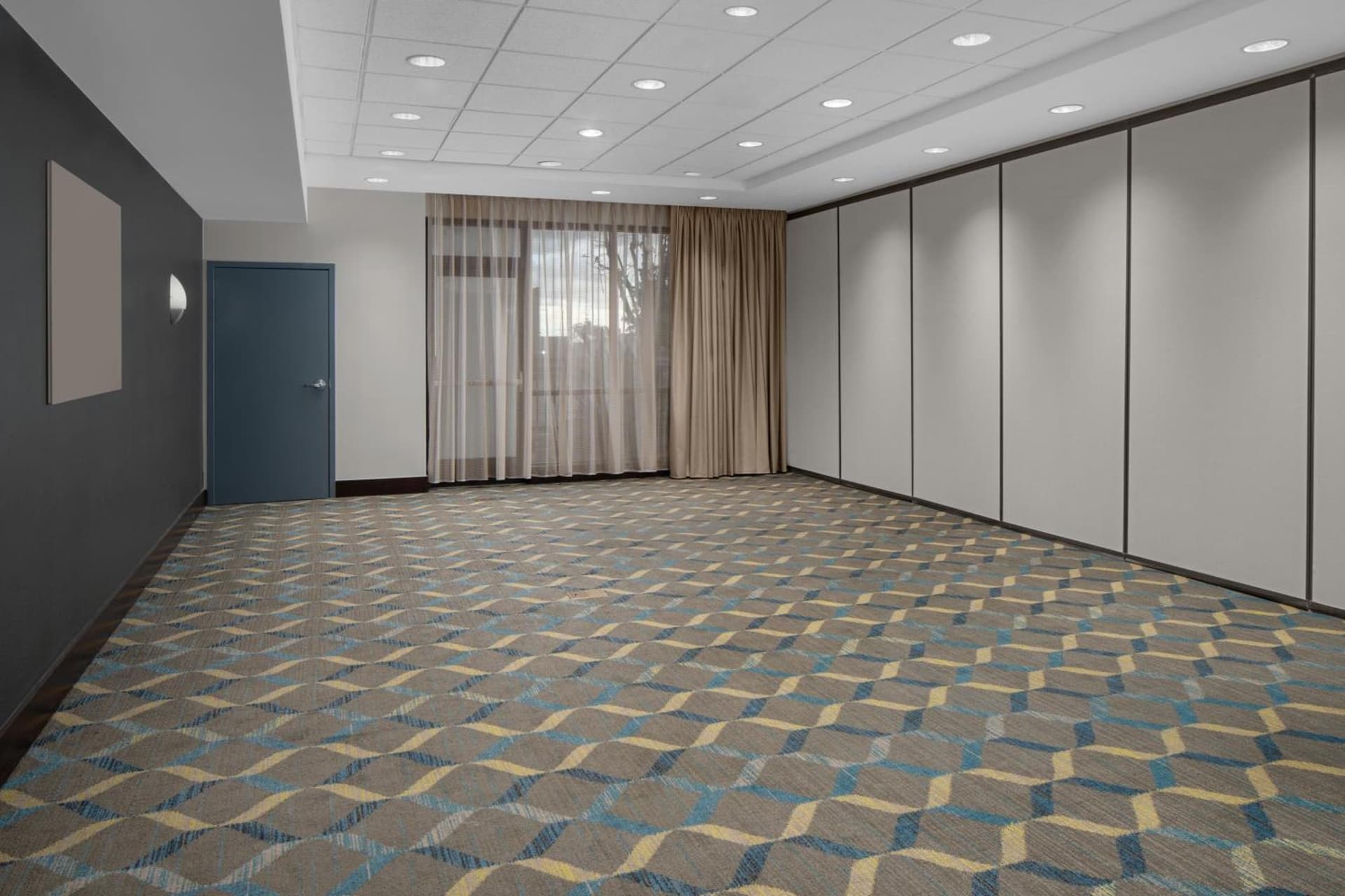 Residence Inn Los Angeles Burbank/Downtown gallery photo in Burbank, CA — image 36
