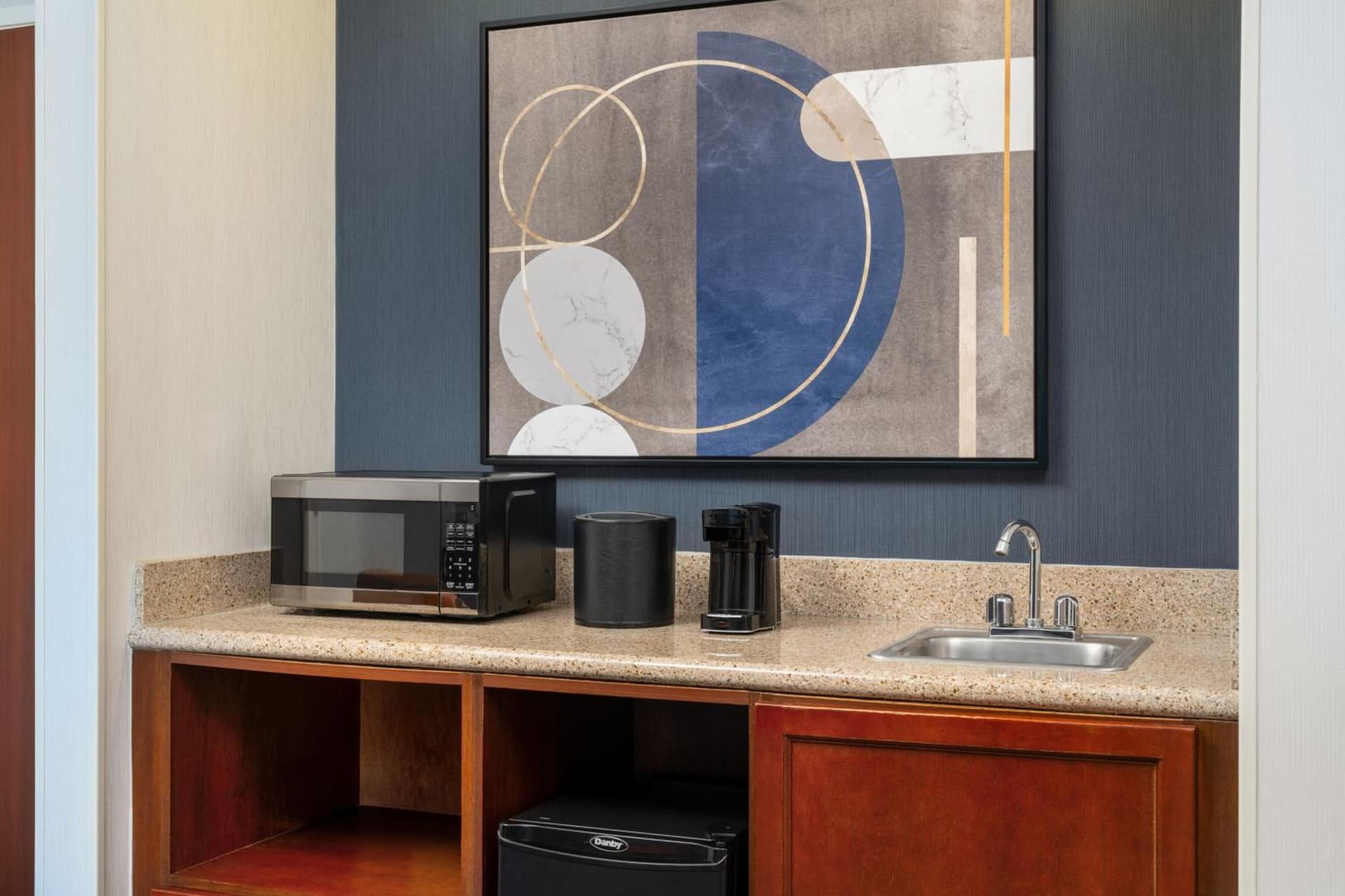Courtyard by Marriott Kingston gallery photo in Kingston, NY — image 19