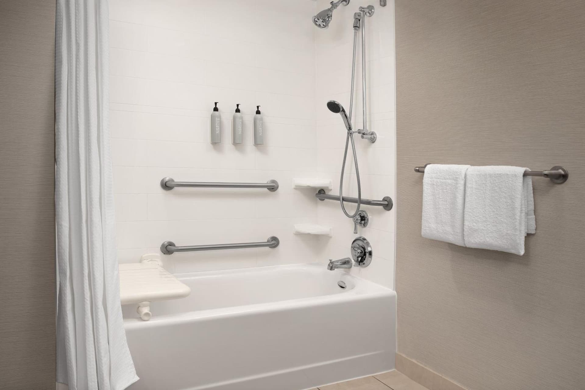 Courtyard by Marriott Syracuse Downtown at Armory Square gallery photo in Syracuse, NY — image 38