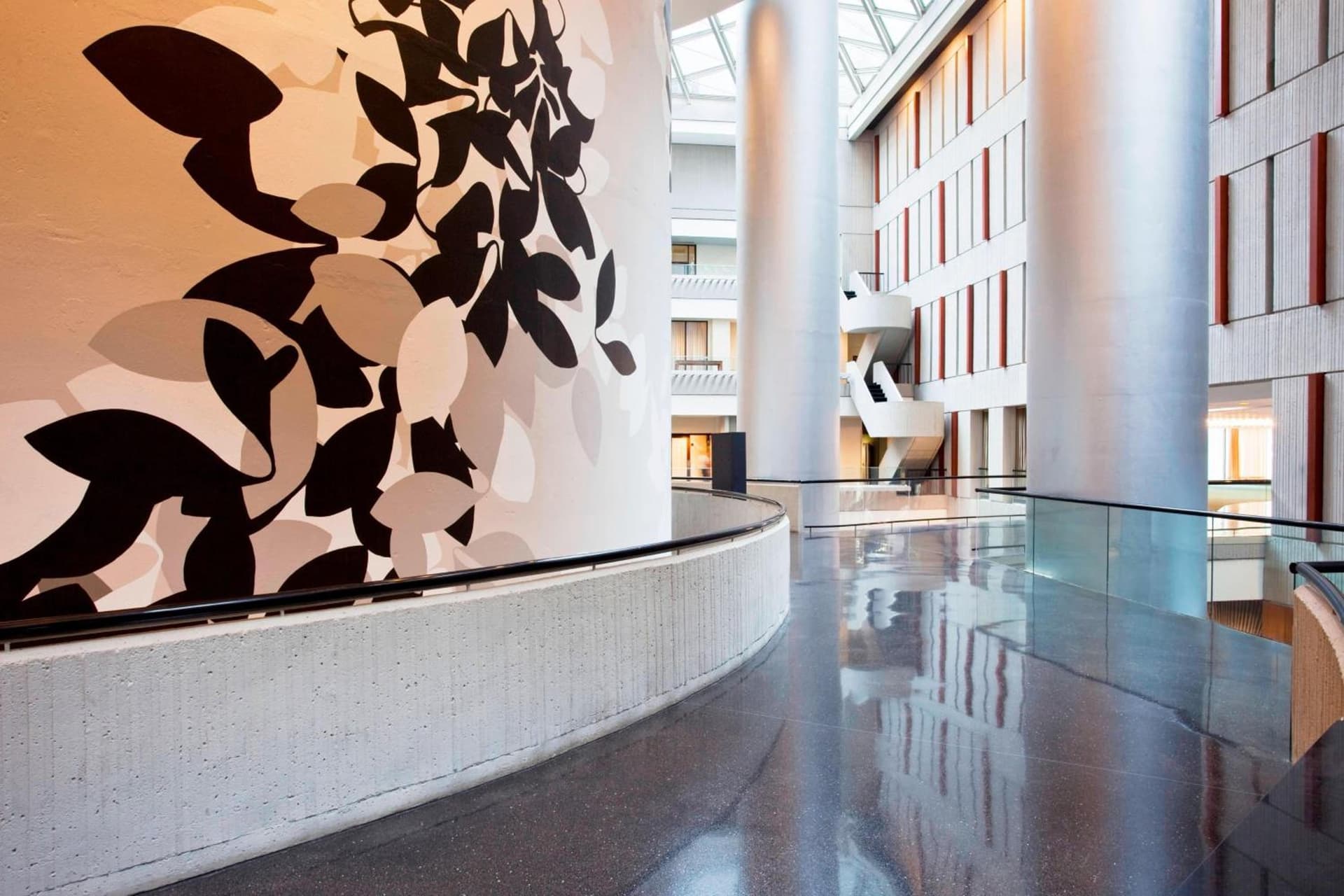 The Westin Peachtree Plaza, Atlanta gallery photo in Atlanta, GA — image 91