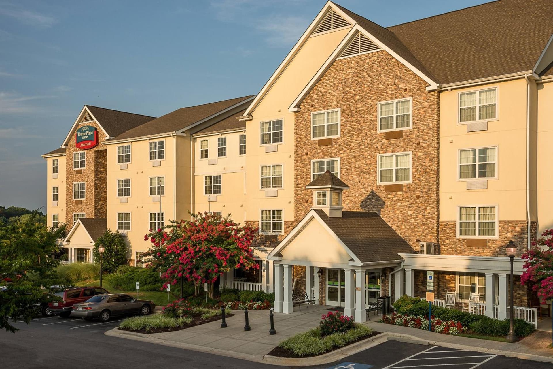 TownePlace Suites by Marriott Baltimore BWI Airport interior in Linthicum Heights, MD — gallery photo 2