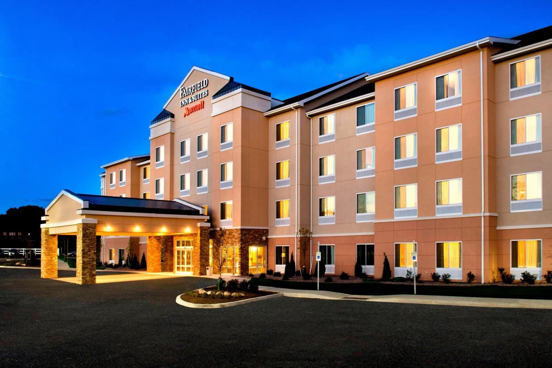 Fairfield Inn & Suites by Marriott Watertown Thousand Islands — hotel in Watertown, New York
