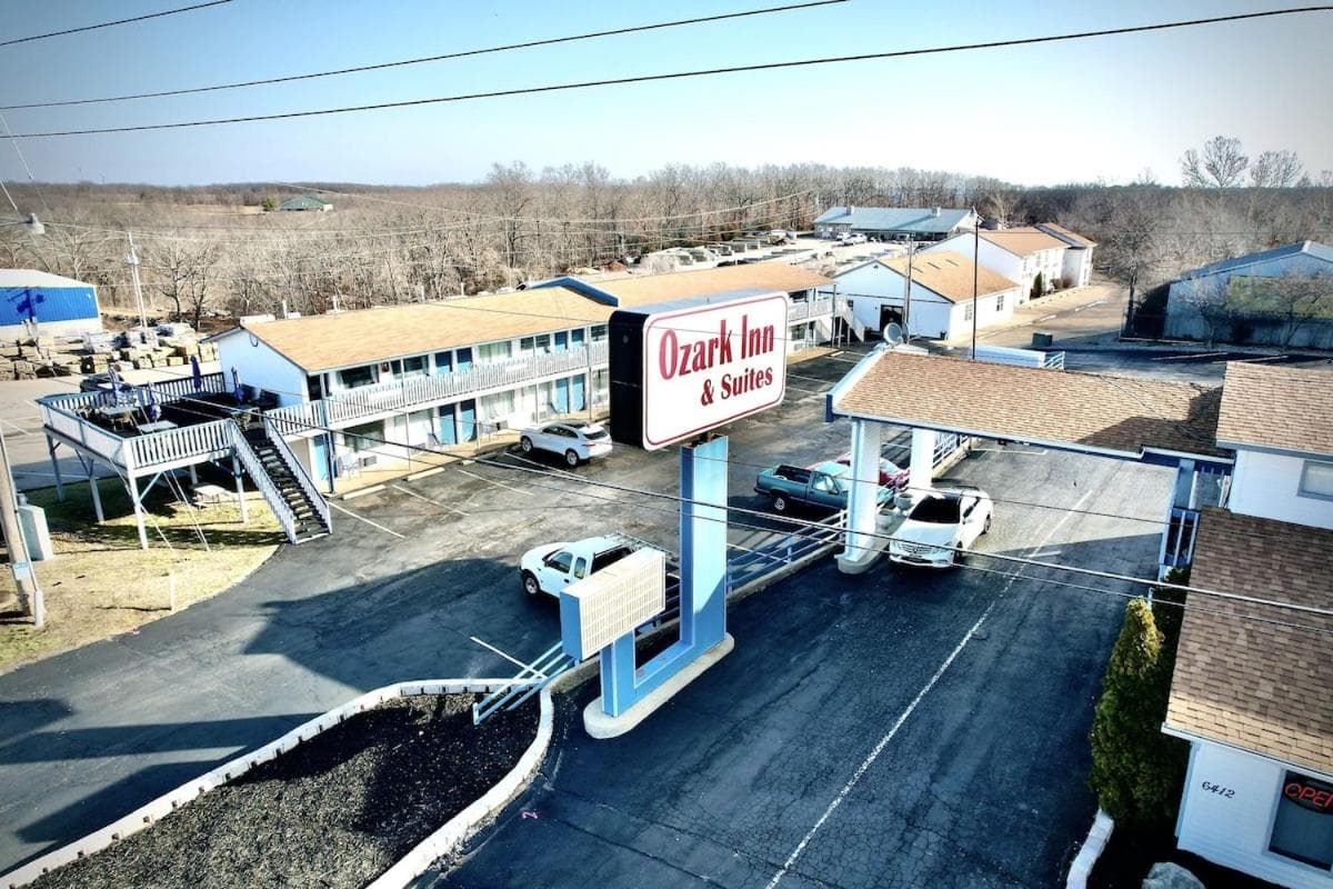 Ozark Inn and Suites interior in Osage Beach, MO — gallery photo 2