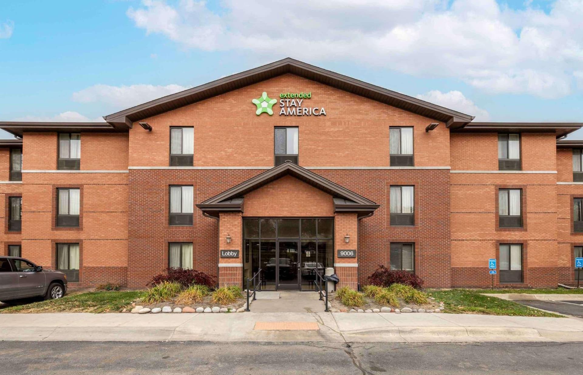 Extended Stay America Suites - Omaha - West featured exterior or lobby in Omaha, NE — similar hotel