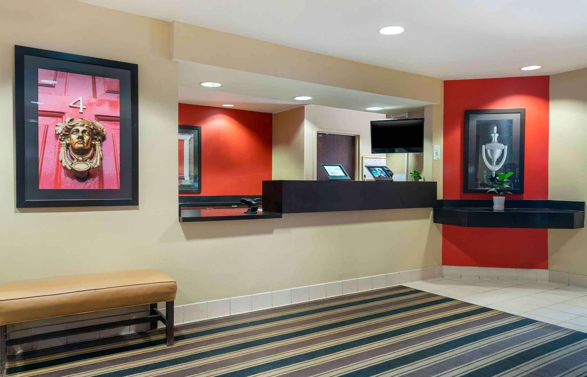 Extended Stay America Select Suites - Grand Rapids - Kentwood property views in Grand Rapids, MI — gallery photo 3